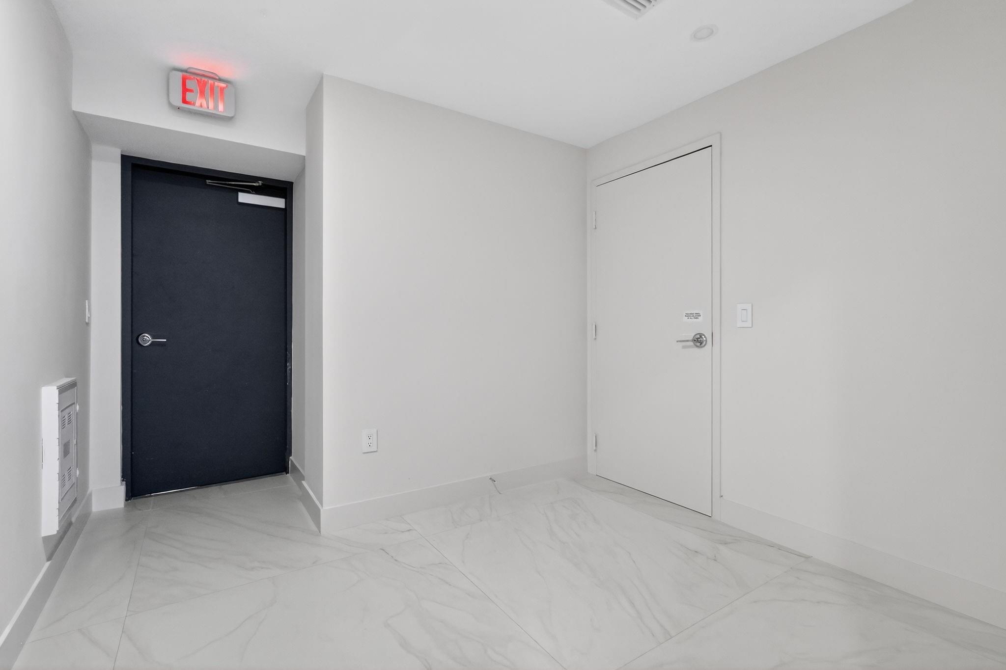 ARIA RESERVE SOUTH - Residential Lease