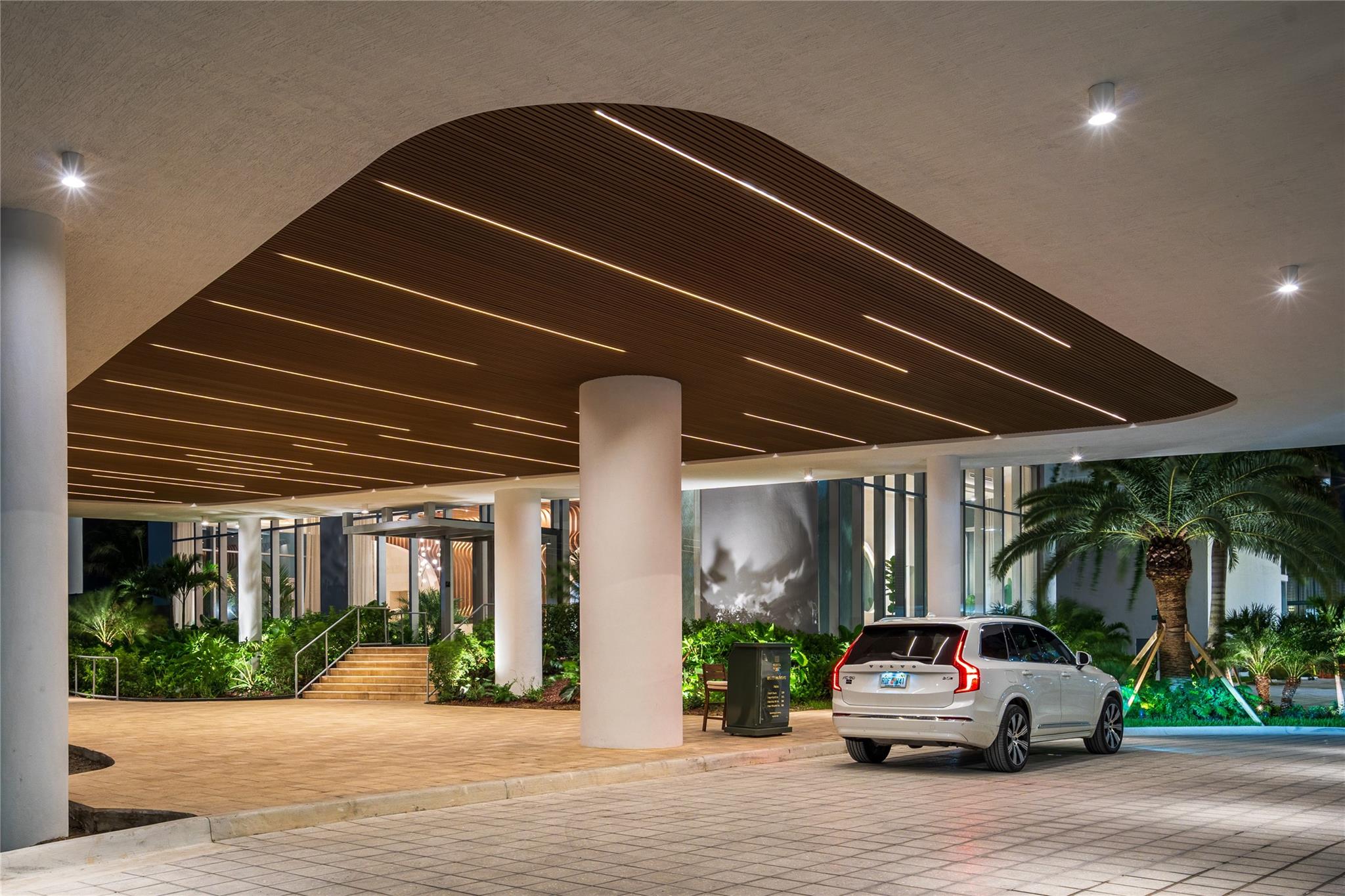 ARIA RESERVE SOUTH - Residential Lease