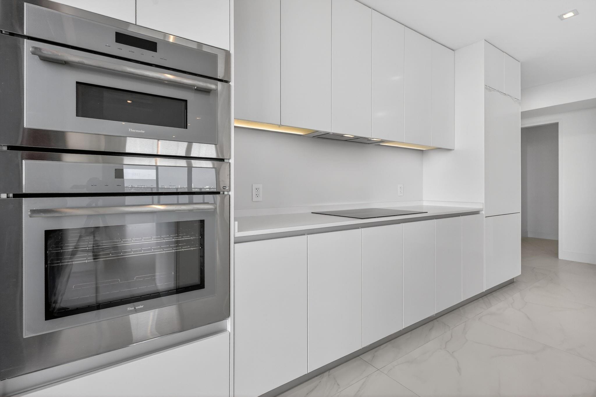 ARIA RESERVE SOUTH - Residential Lease