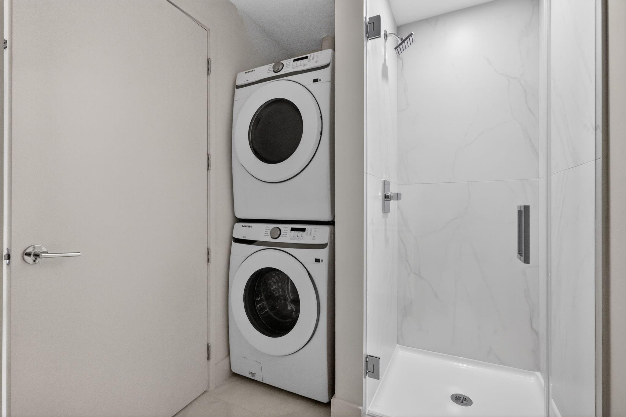 ARIA RESERVE SOUTH - Residential Lease