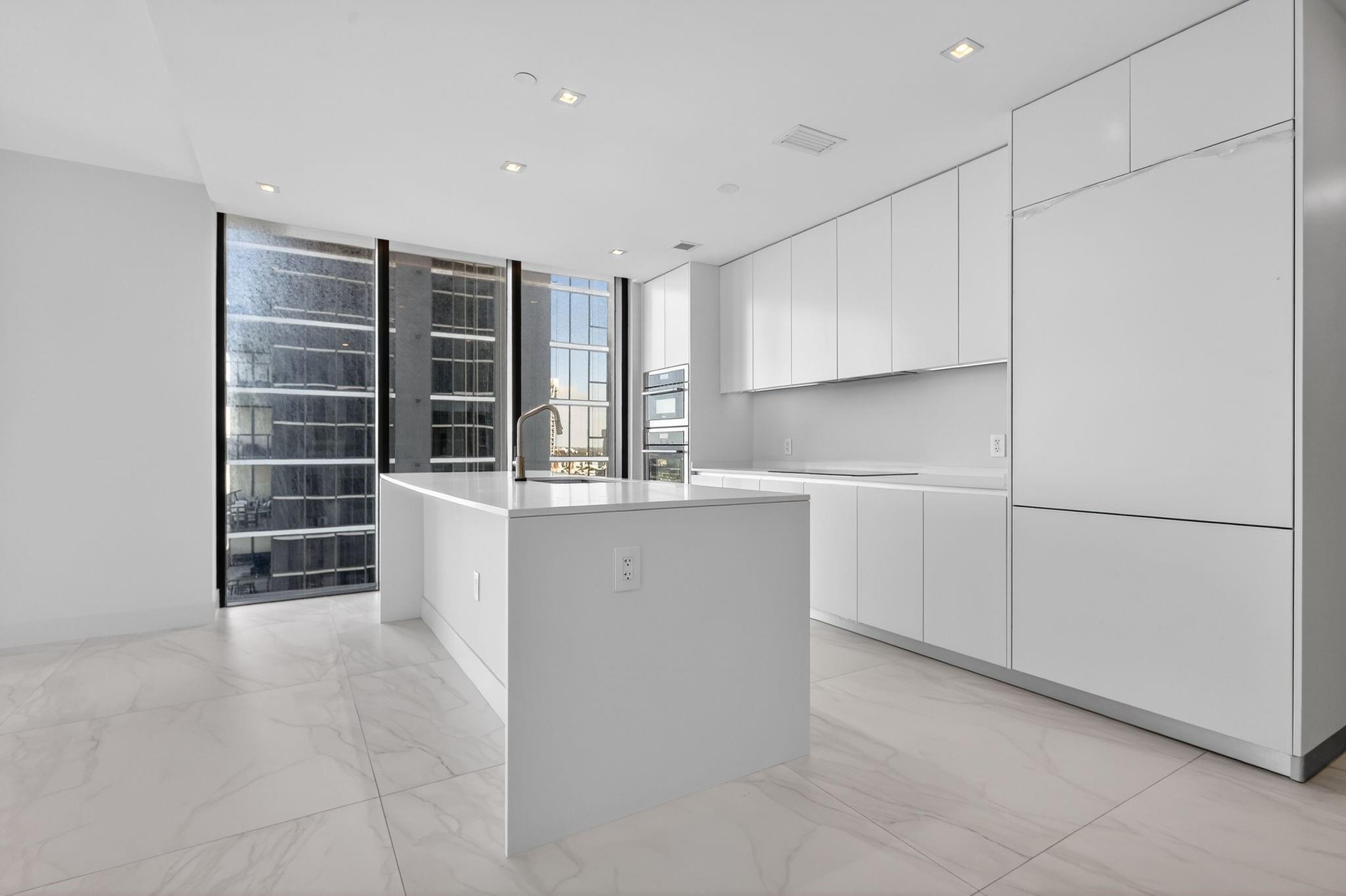 ARIA RESERVE SOUTH - Residential Lease