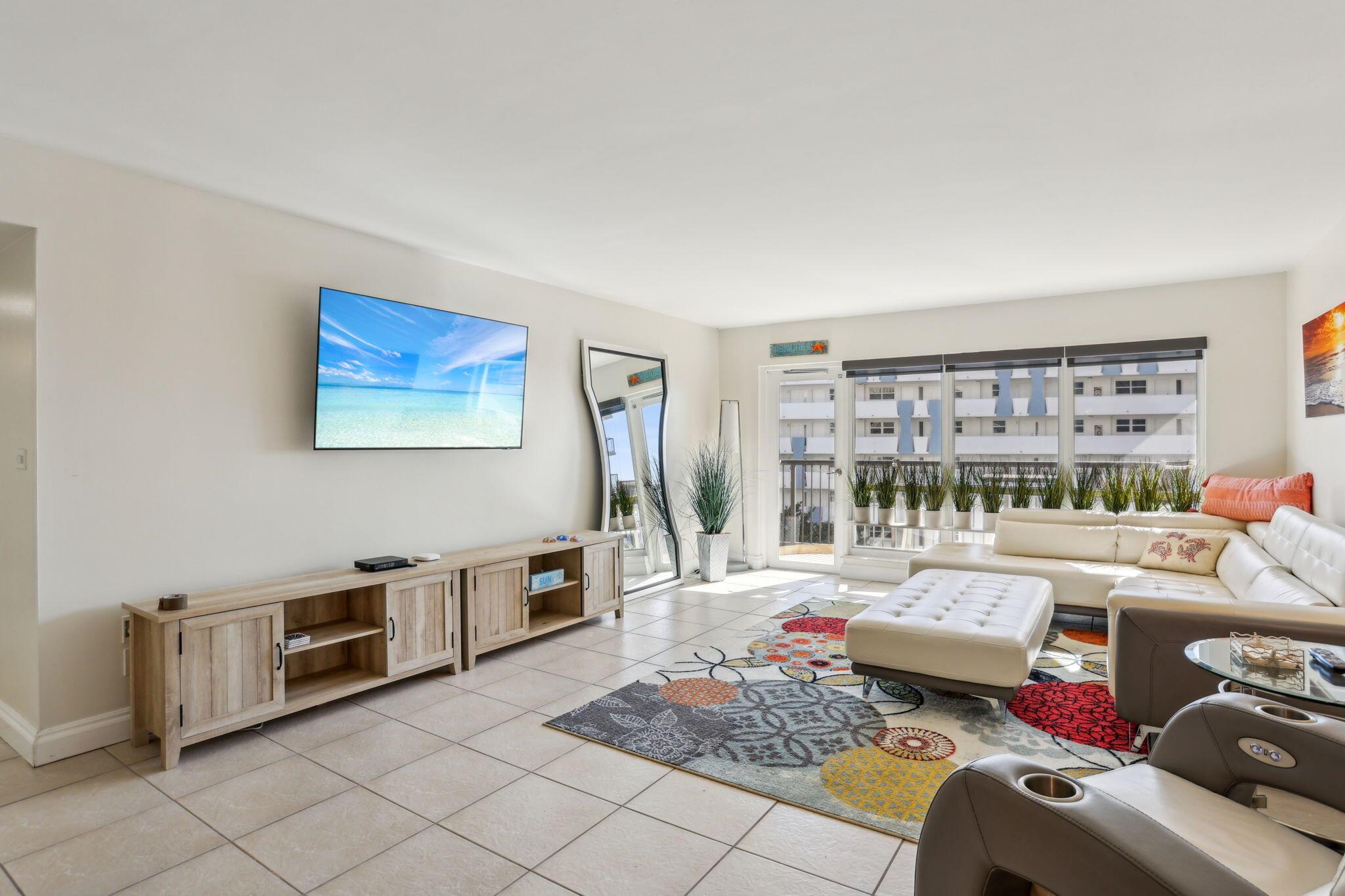 1800 S Ocean Boulevard 604