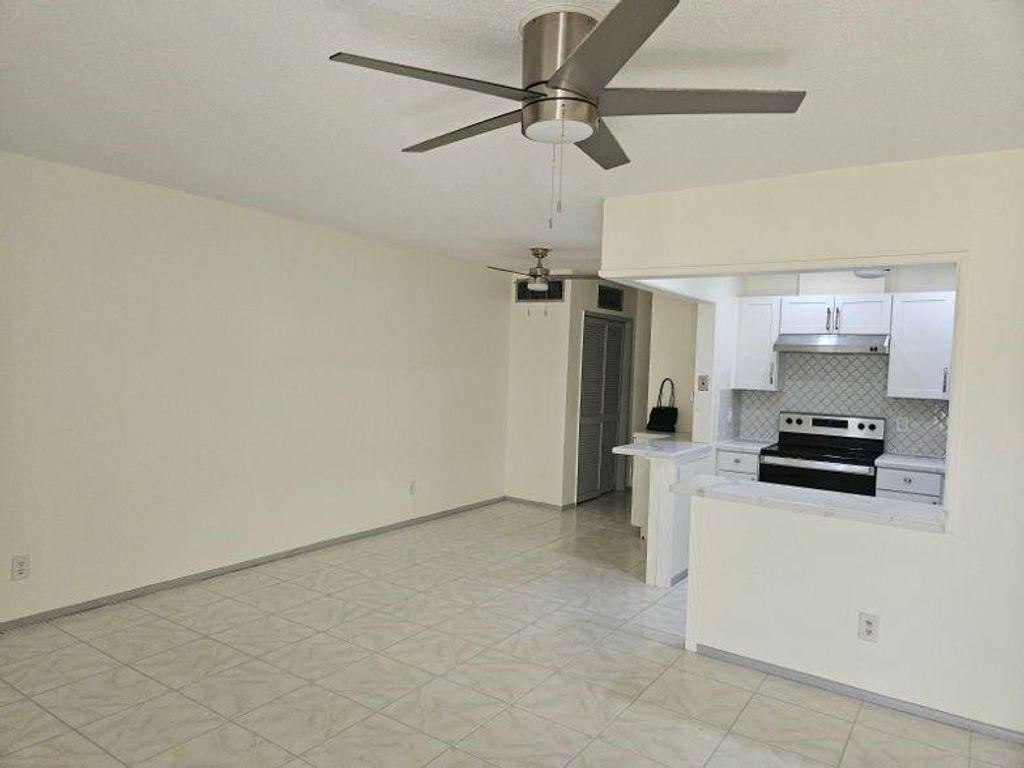 Photo of 5200 NE 24th Terrace #C106, Fort Lauderdale, FL 33308 (MLS # F10478694)