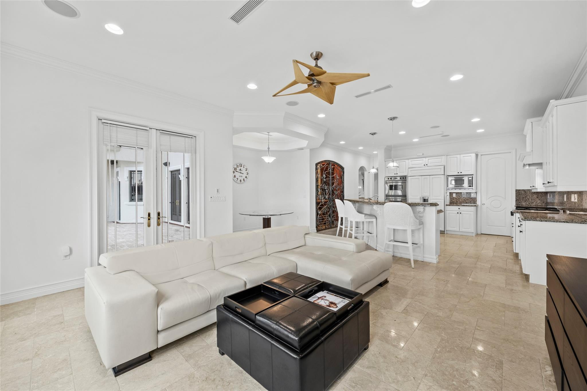 HARBOUR HEIGHTS - Residential