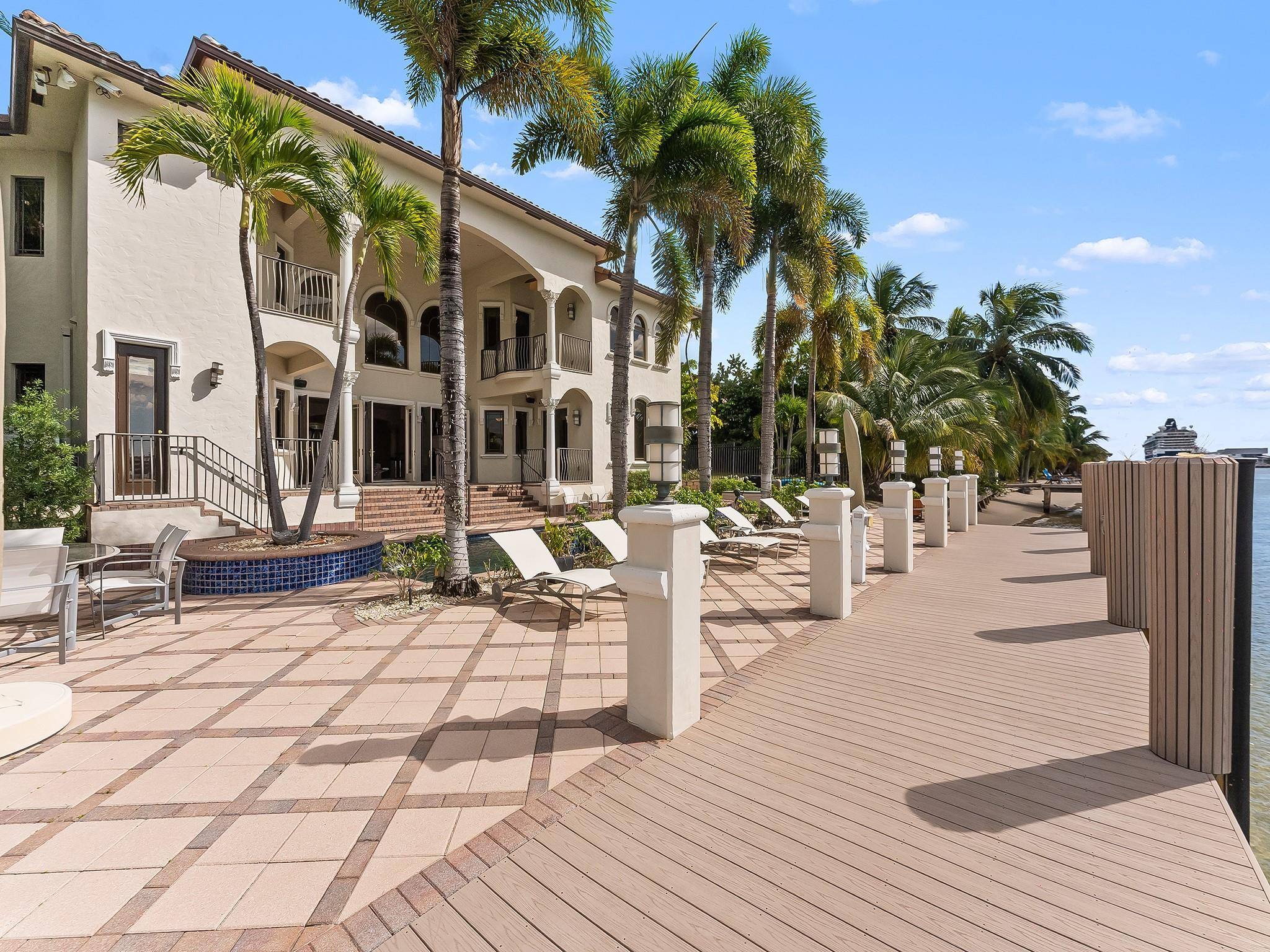 HARBOUR HEIGHTS - Residential