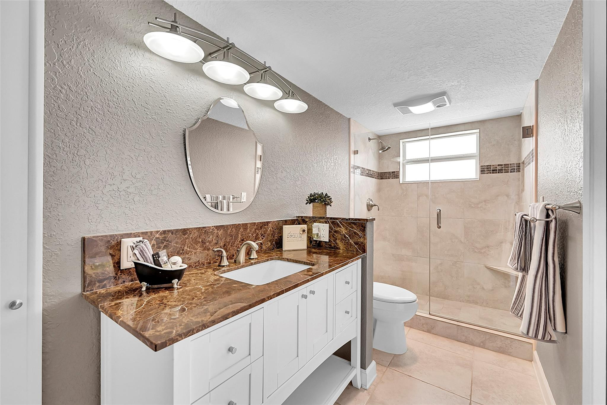 OCEAN EAST - Residential