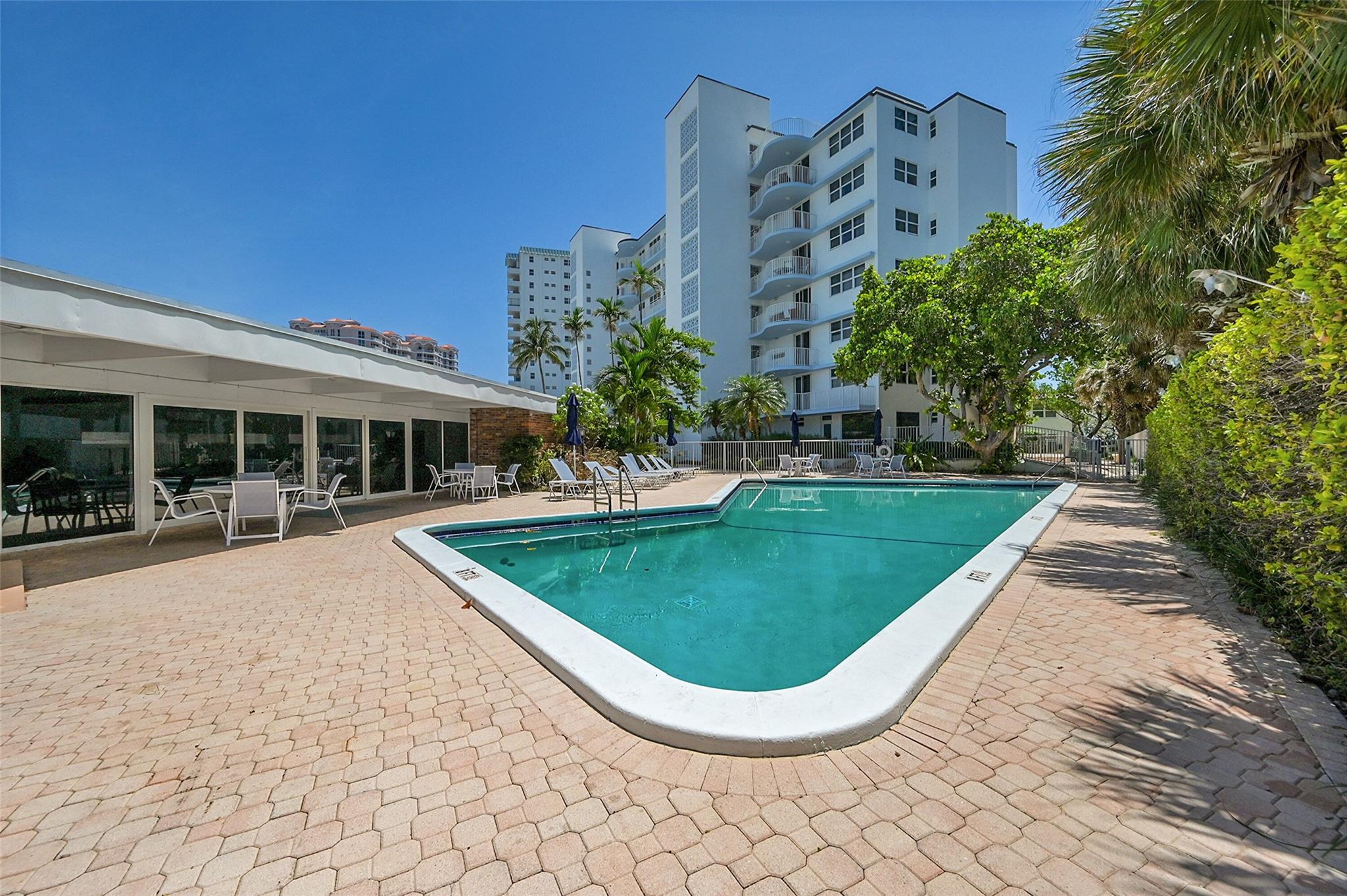 OCEAN EAST - Residential
