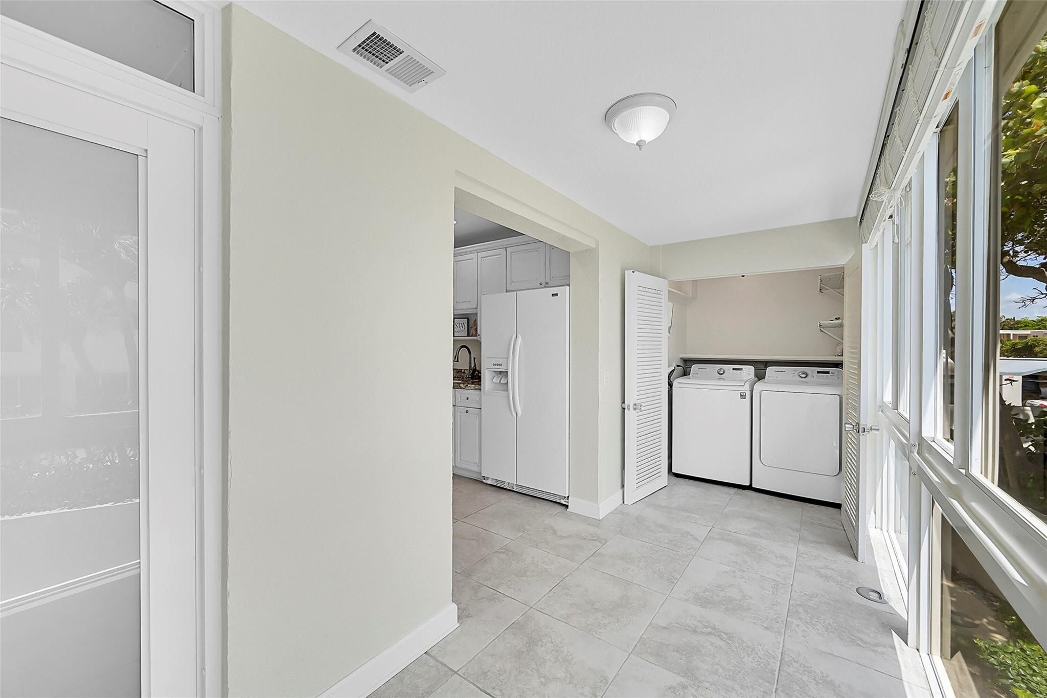 OCEAN EAST - Residential