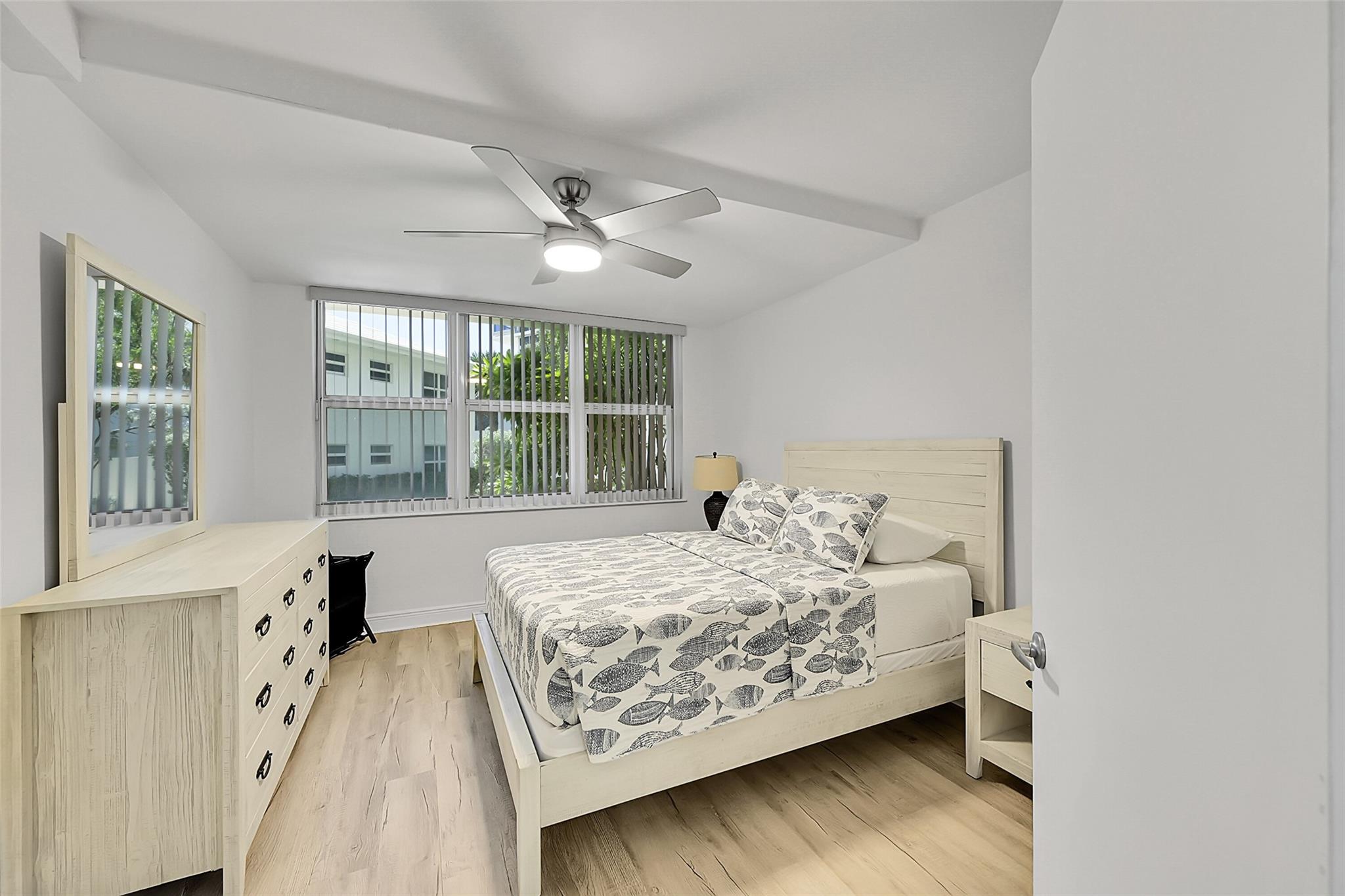 OCEAN EAST - Residential