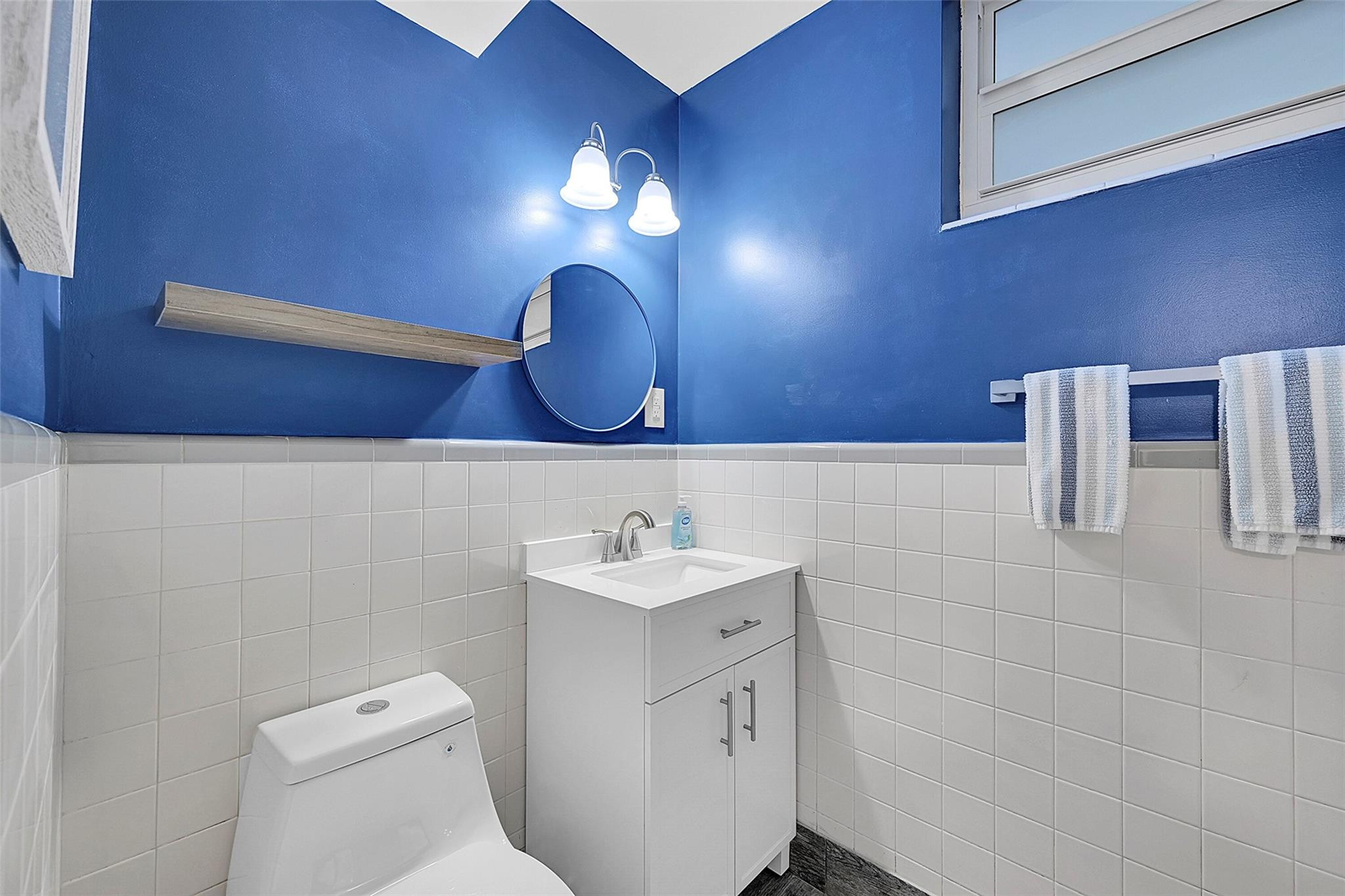 OCEAN EAST - Residential