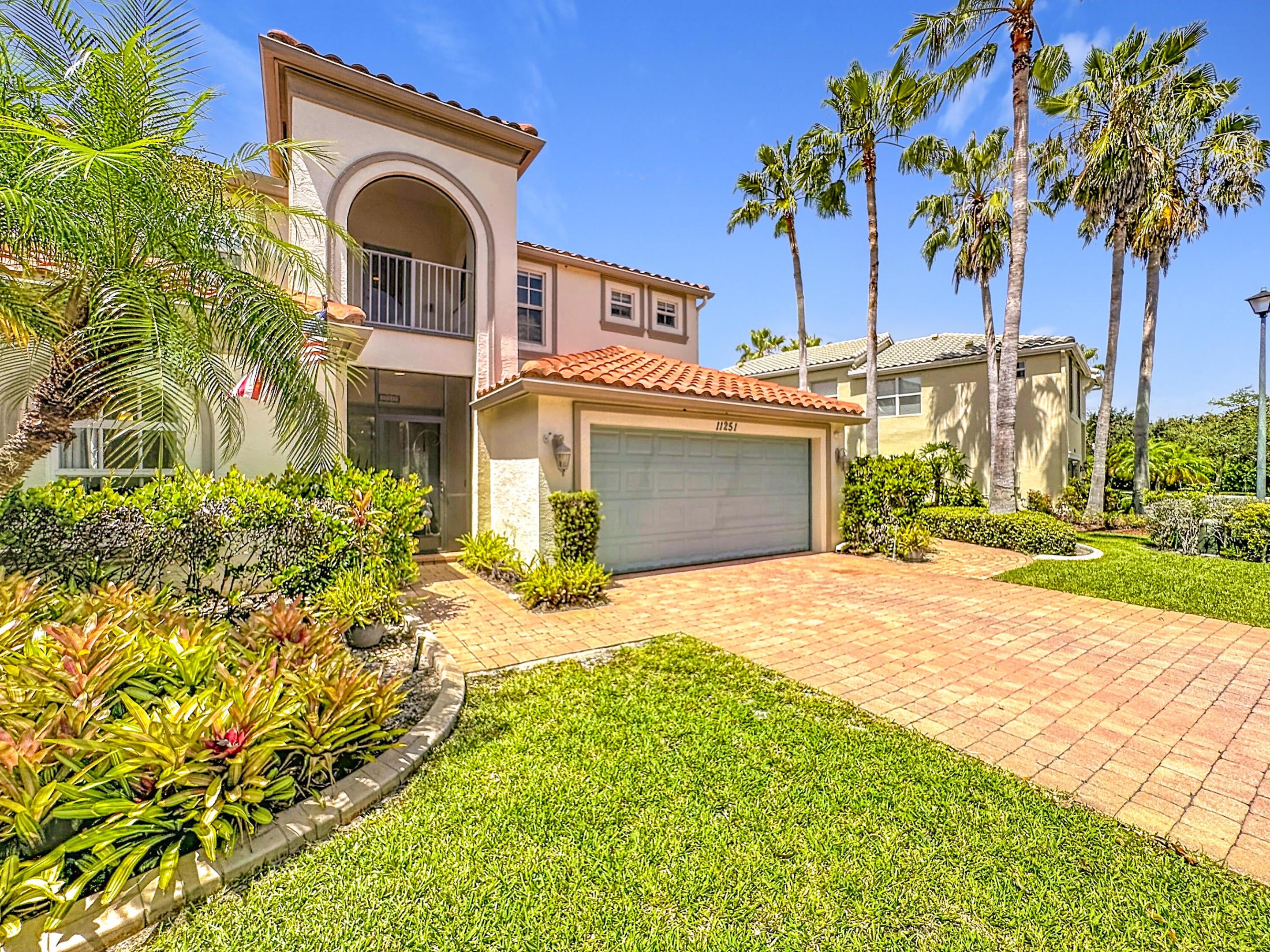 11251 SW Springtree Terrace