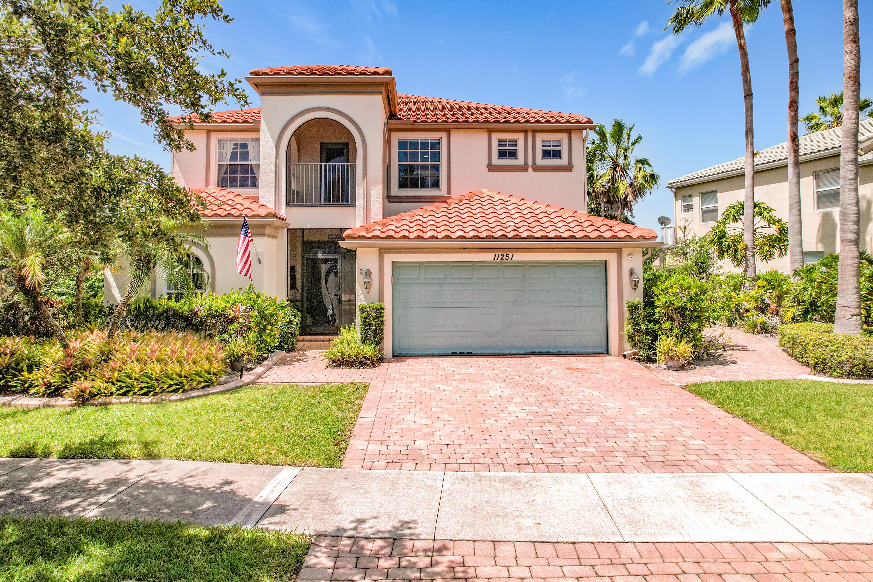 11251 SW Springtree Terrace