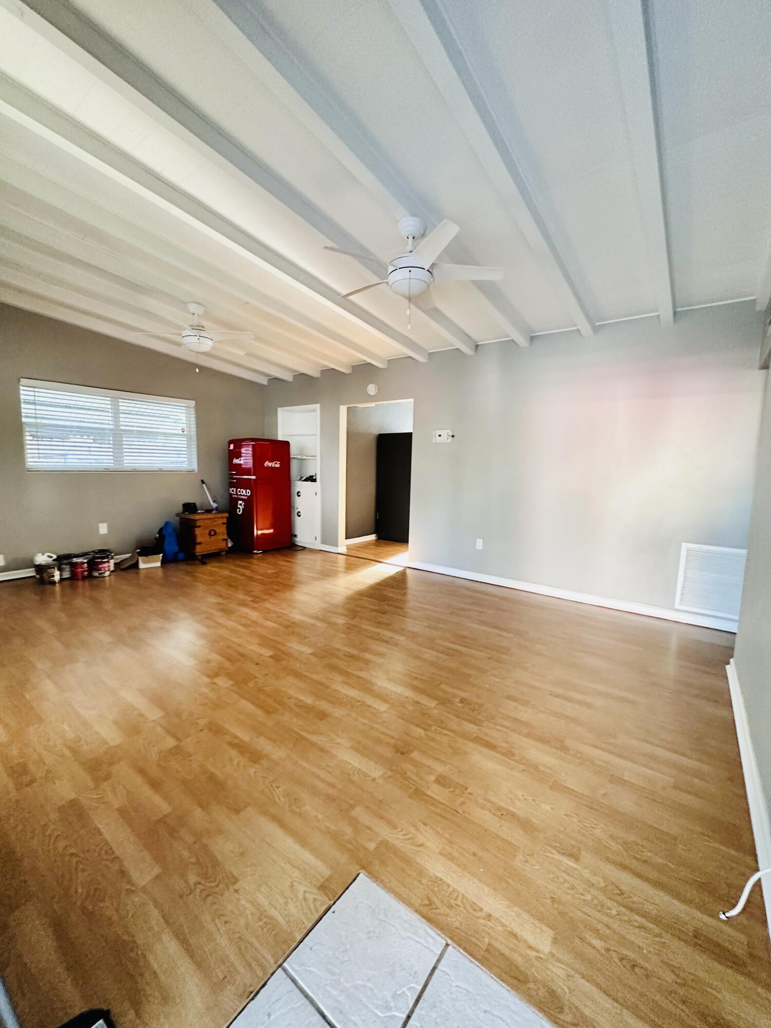 LAKE WORTH TOWN OF - Residential