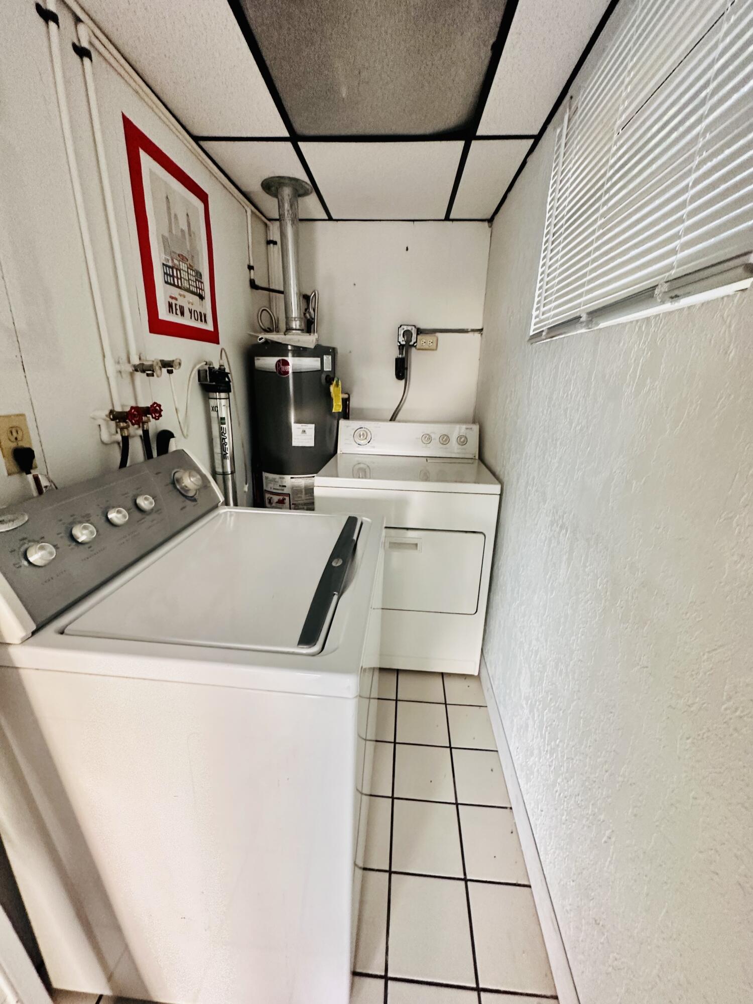 LAKE WORTH TOWN OF - Residential