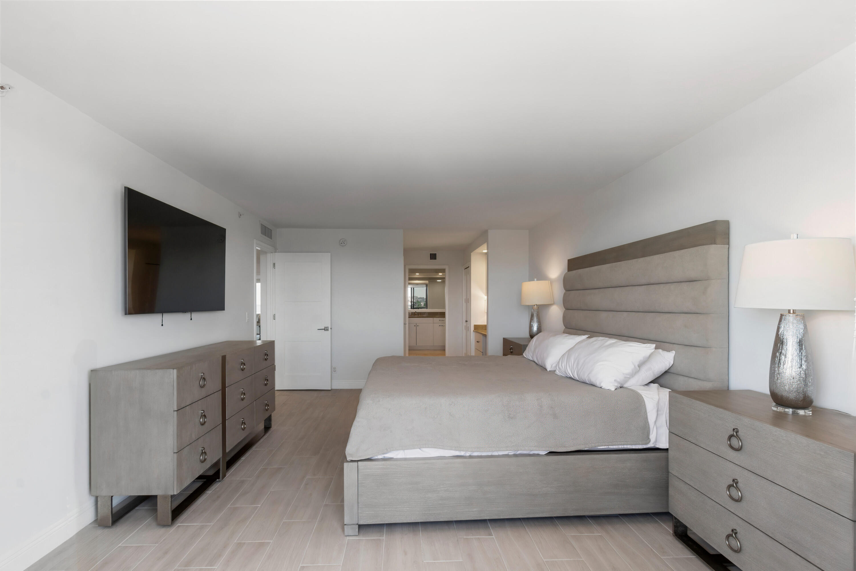 MARBELLA CONDO - Residential