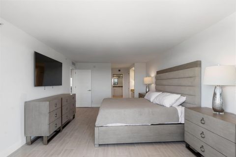 Tiny photo for 250 S Ocean 4e Boulevard #4-e, Boca Raton, FL 33432 (MLS # R11049524)