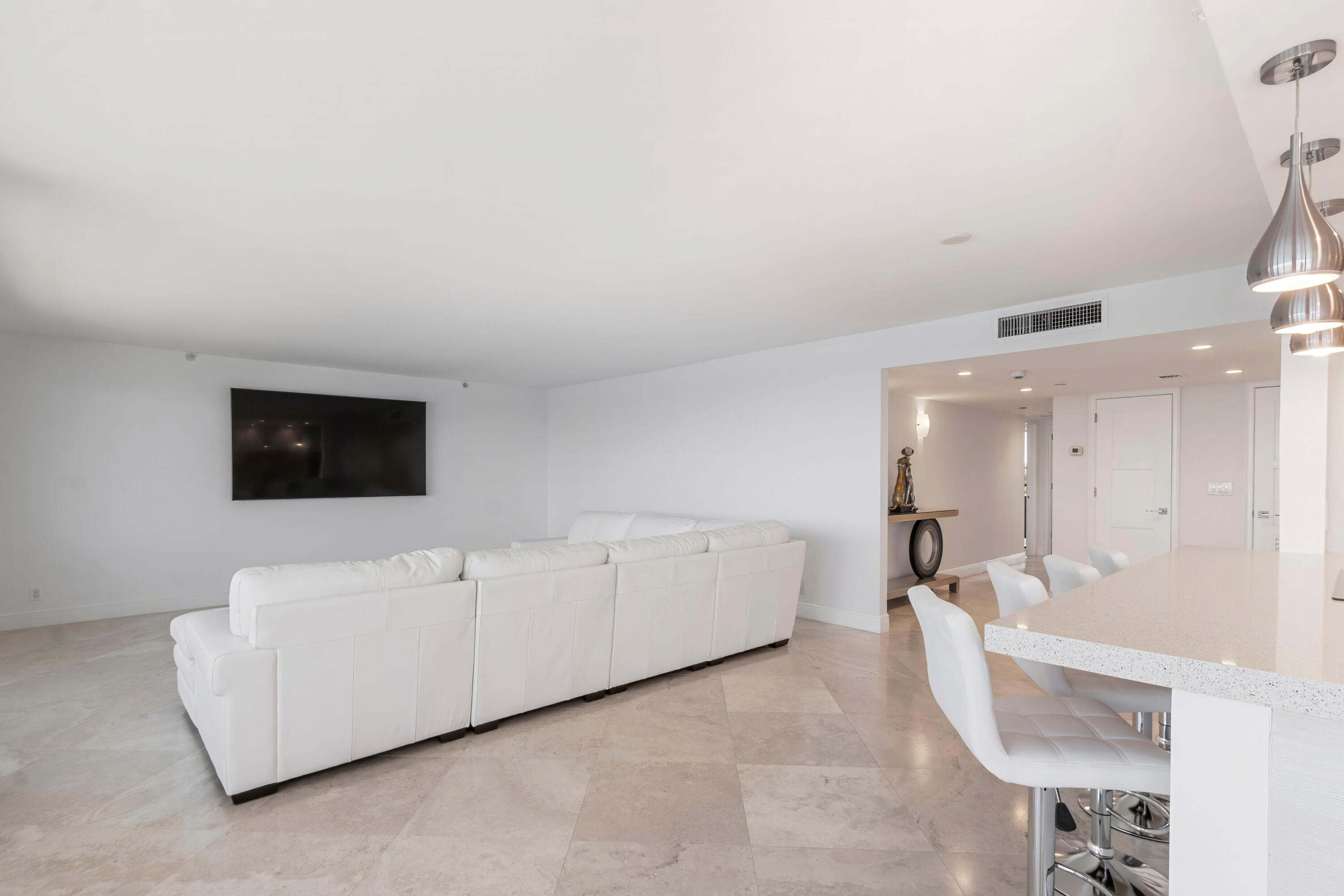 MARBELLA CONDO - Residential