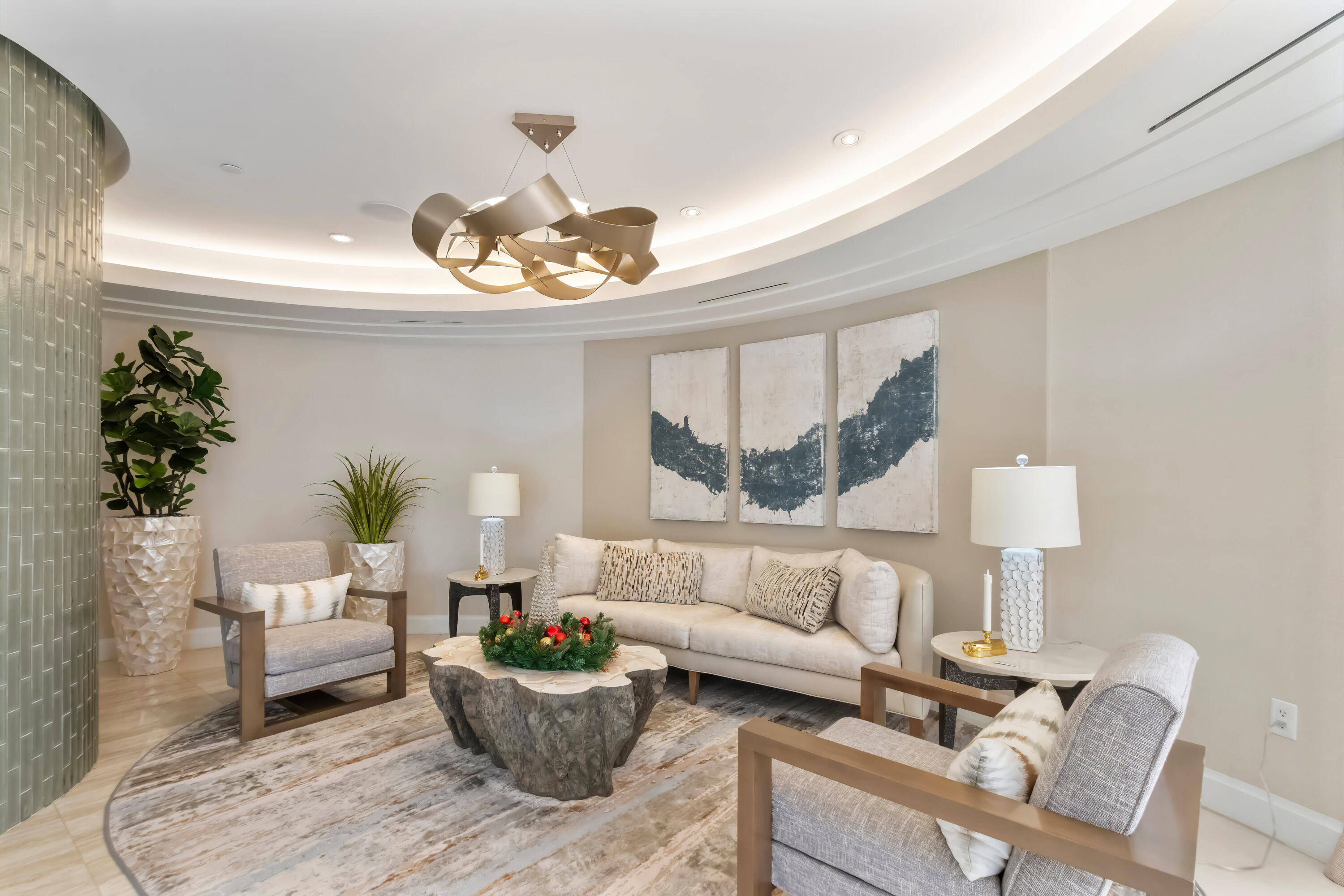 MARBELLA CONDO - Residential