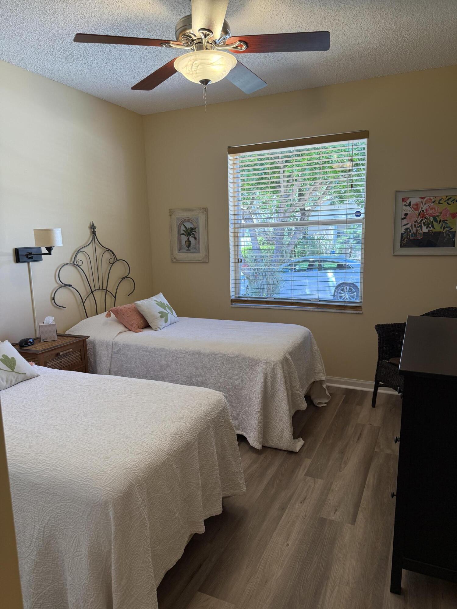 CORAL TRACE - Residential Lease