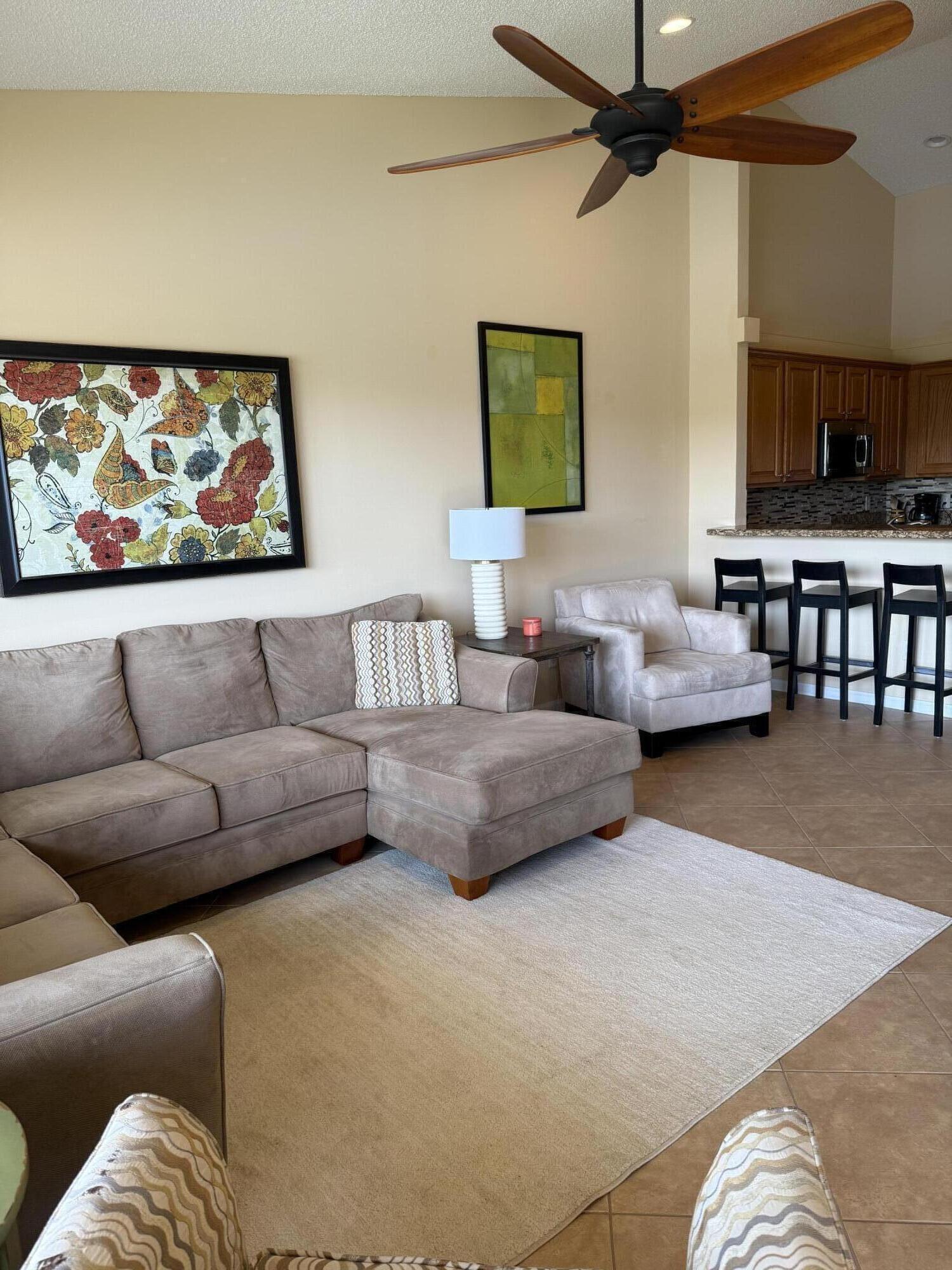 CORAL TRACE - Residential Lease