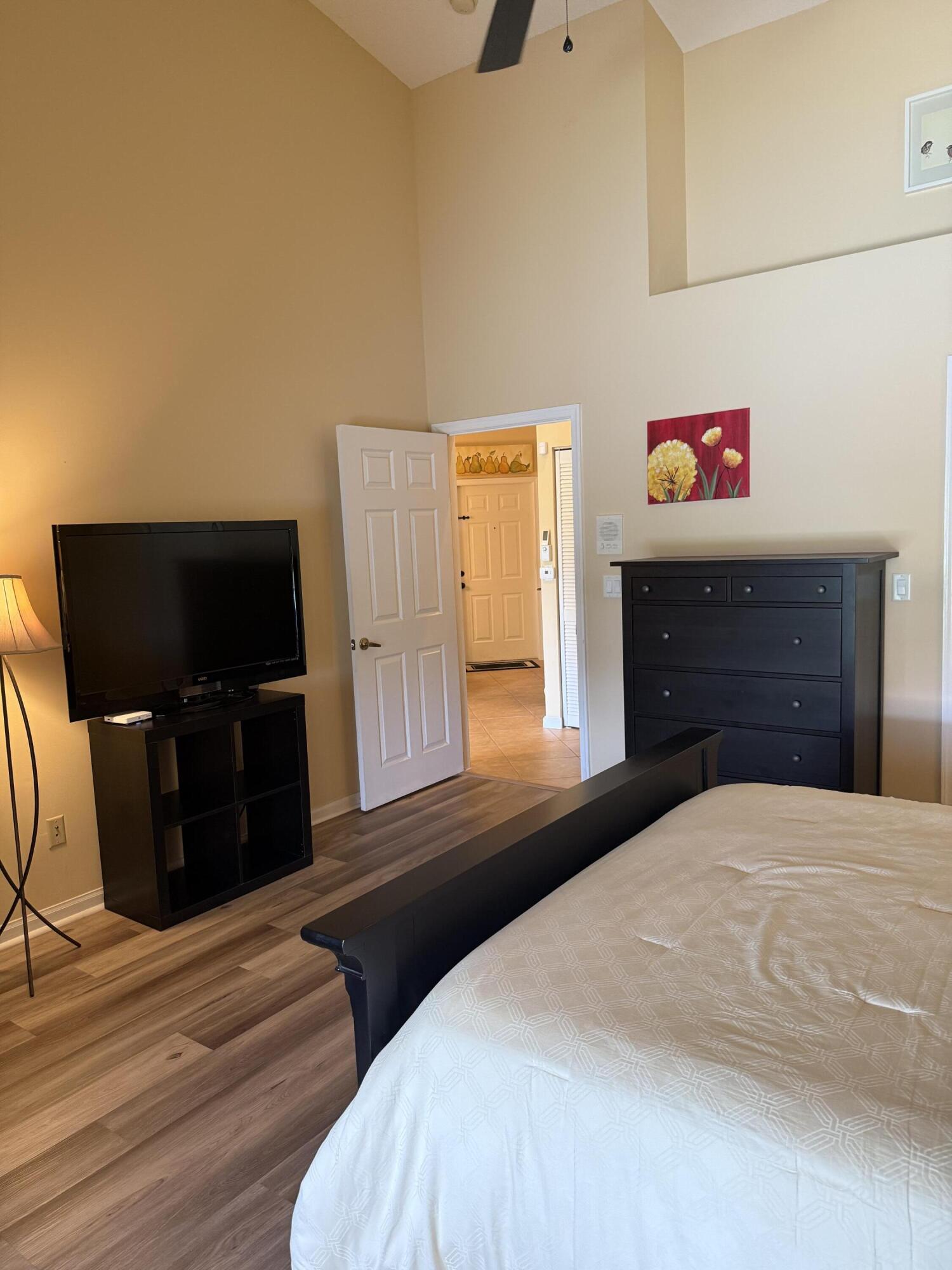 CORAL TRACE - Residential Lease