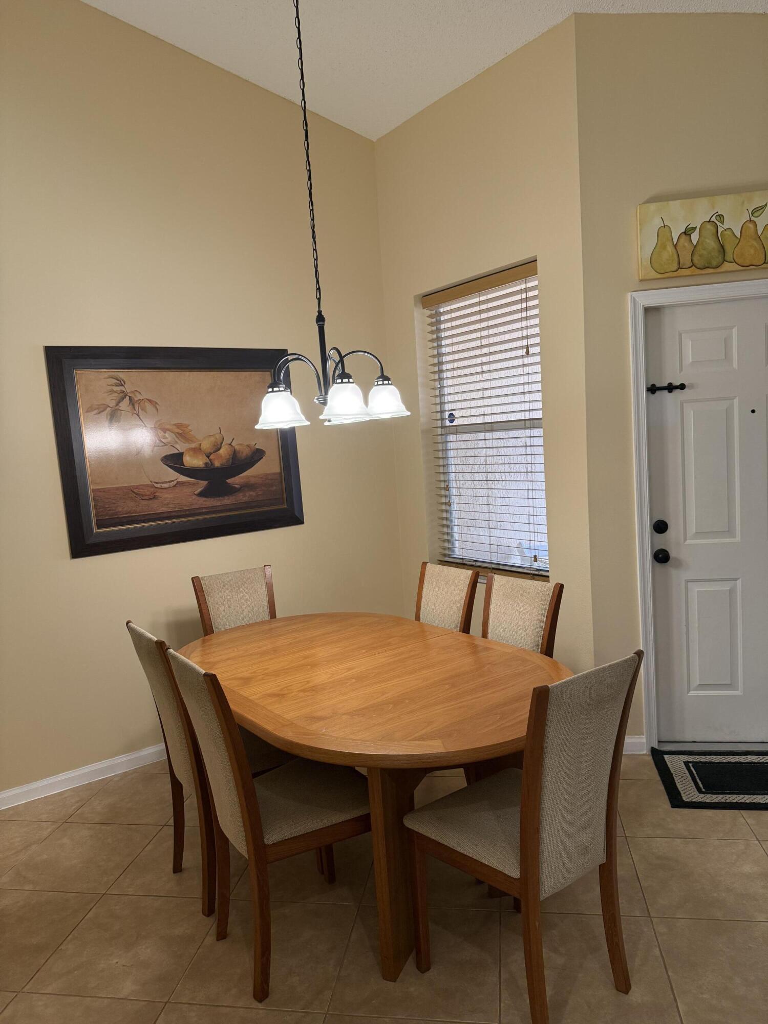 CORAL TRACE - Residential Lease