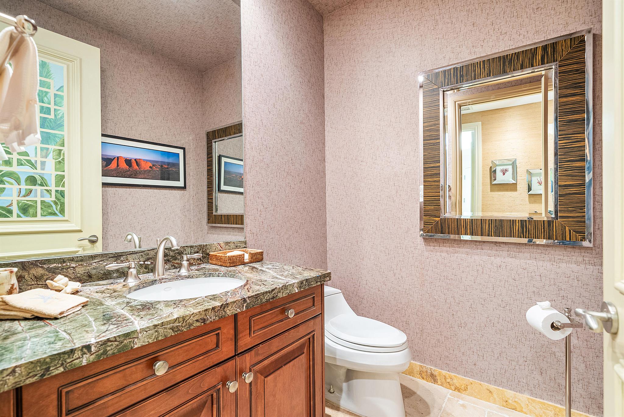 BELLARIA CONDO - Residential