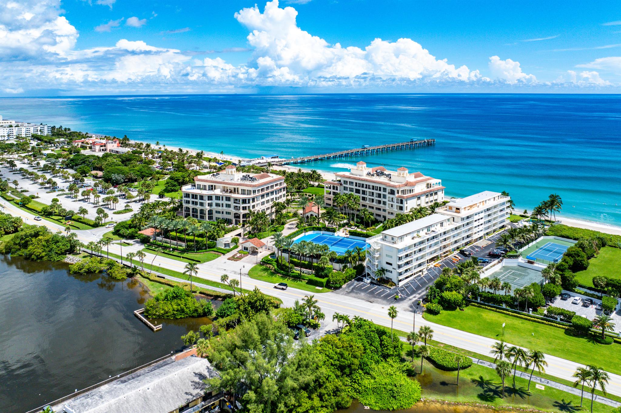 BELLARIA CONDO - Residential