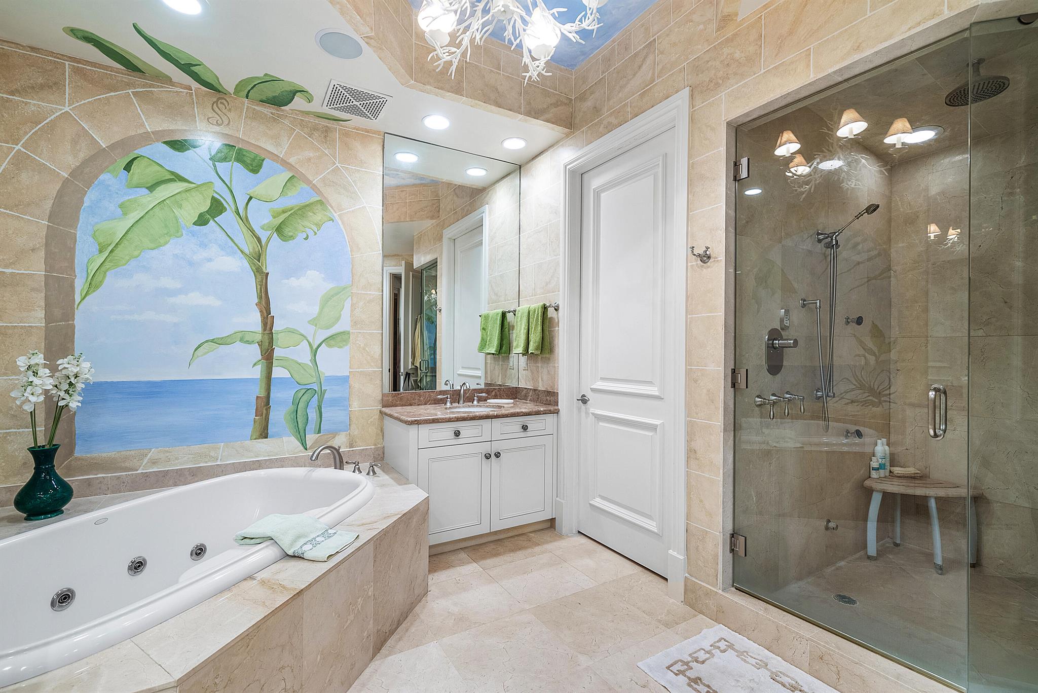 BELLARIA CONDO - Residential