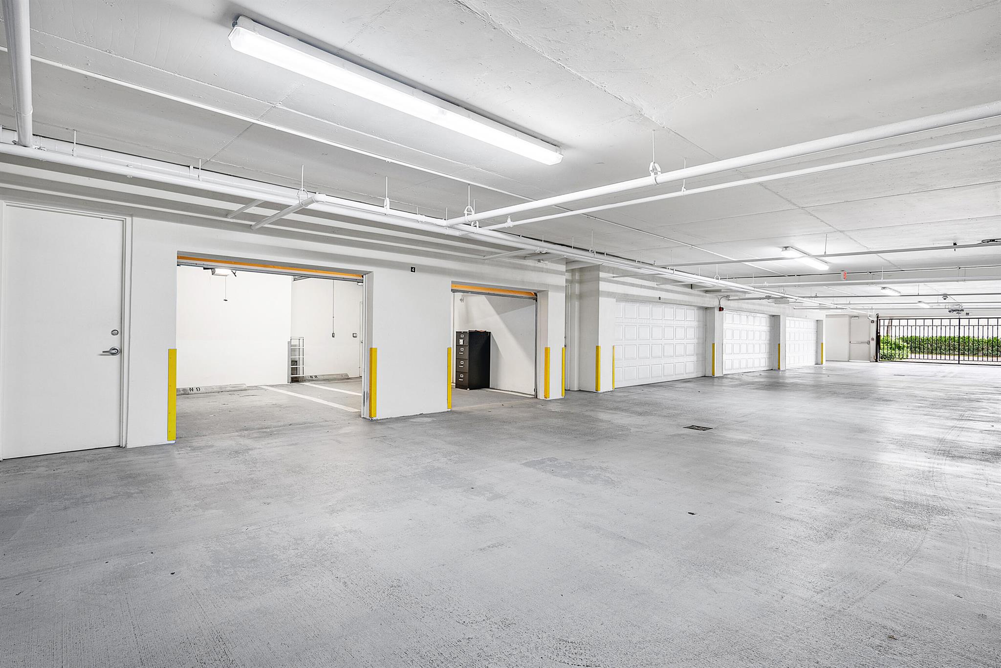 BELLARIA CONDO - Residential