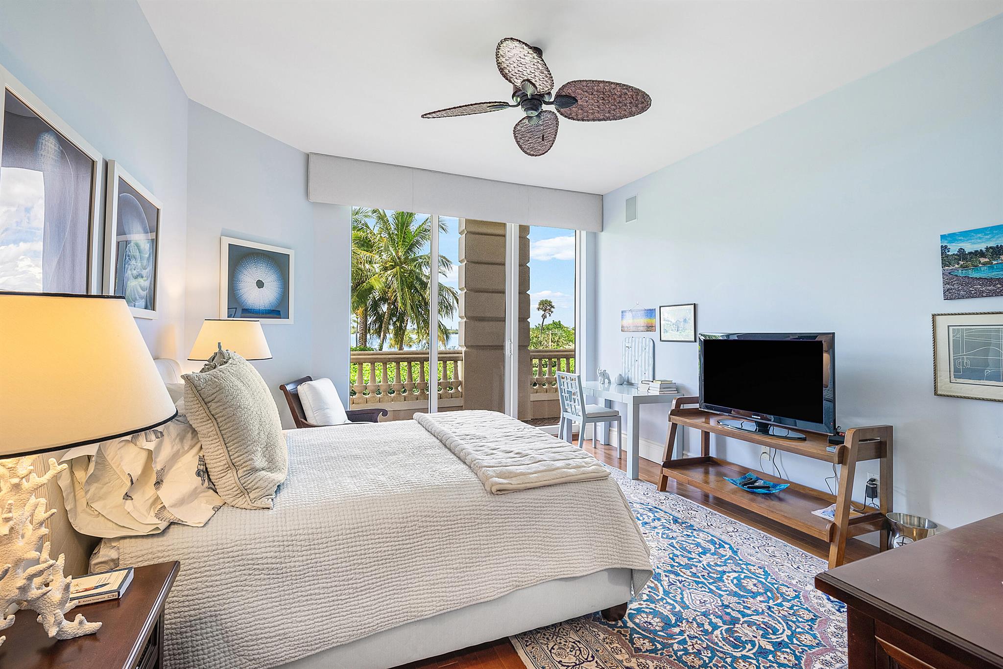 BELLARIA CONDO - Residential