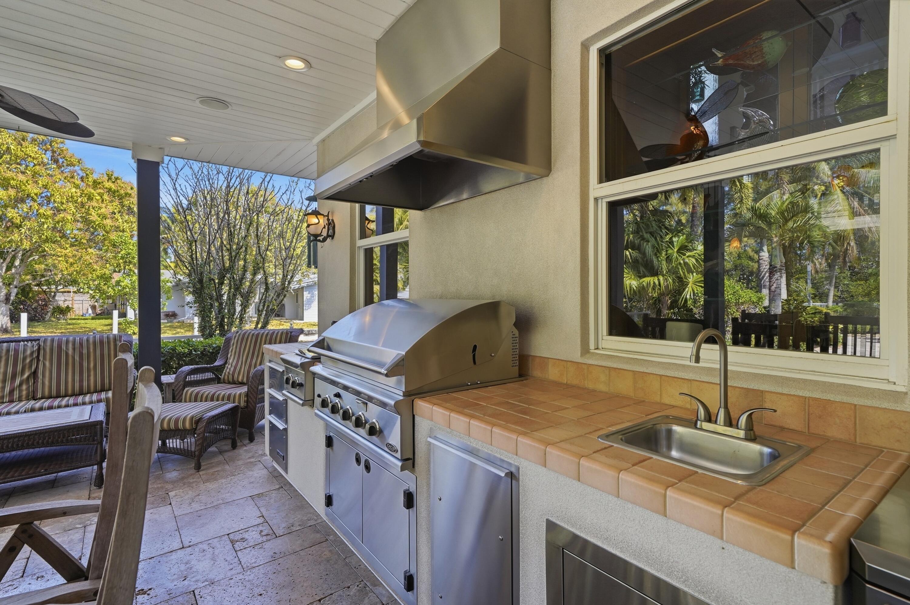 DAVIS ISLES - Residential