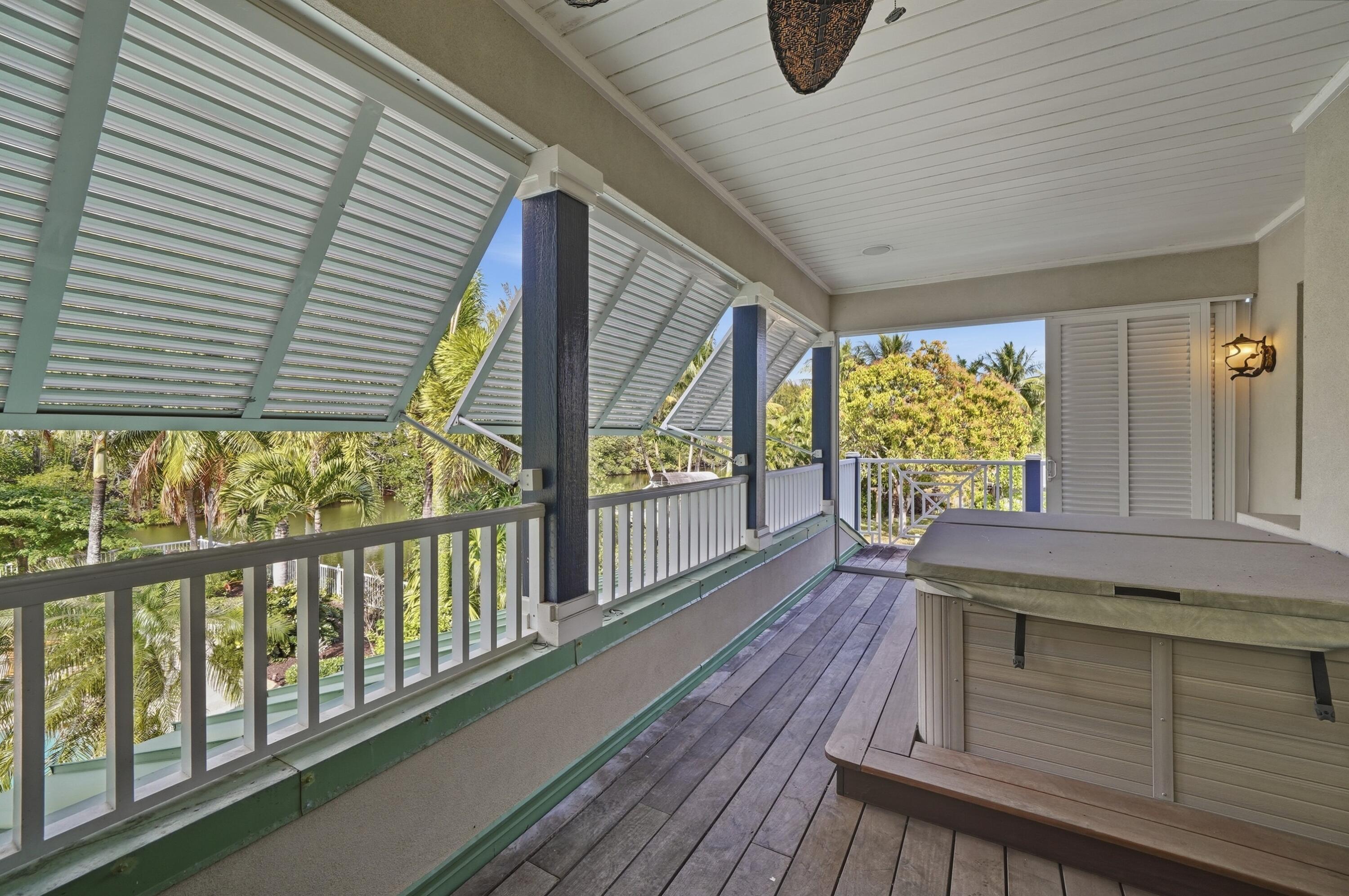 DAVIS ISLES - Residential