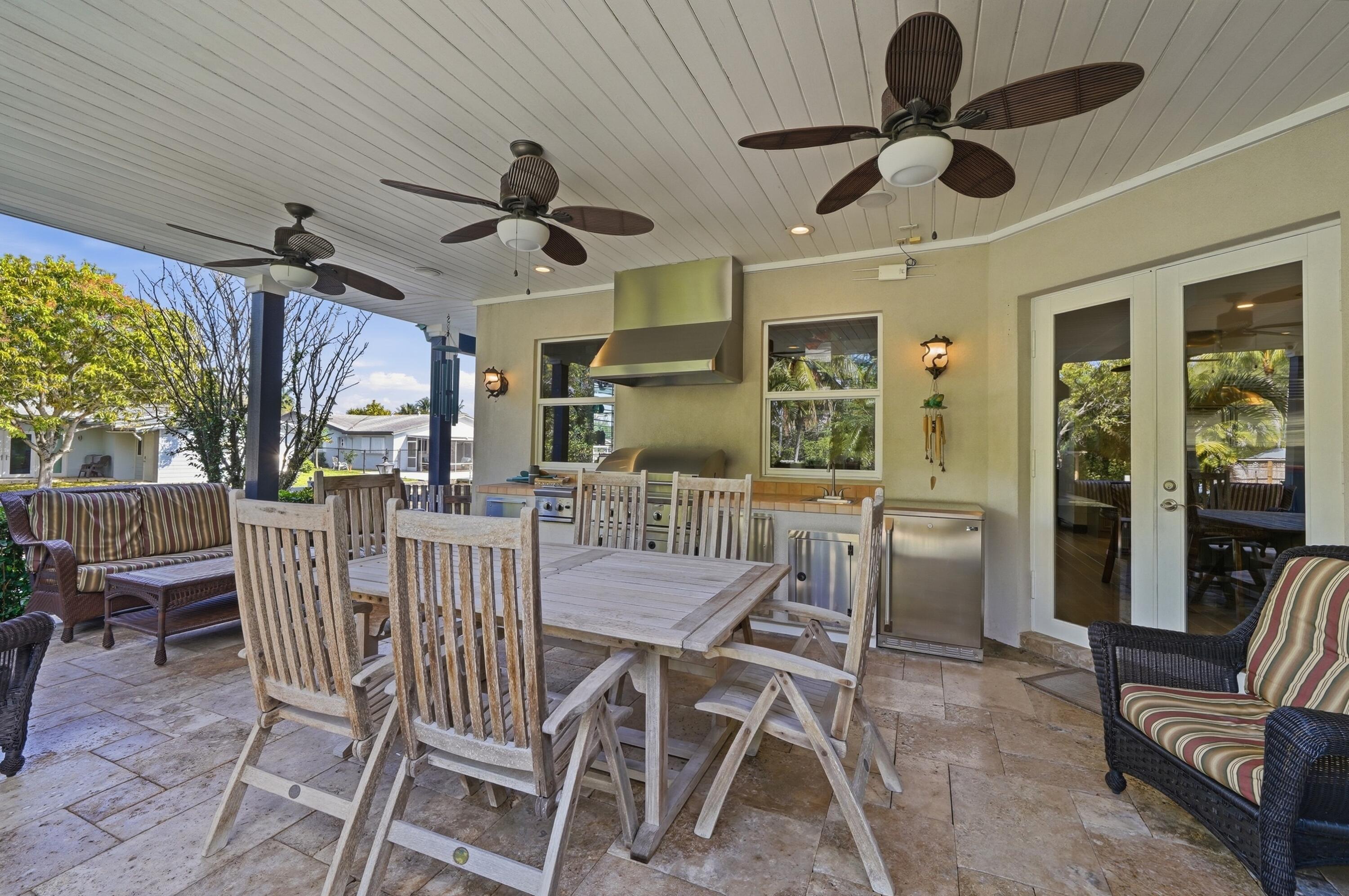 DAVIS ISLES - Residential