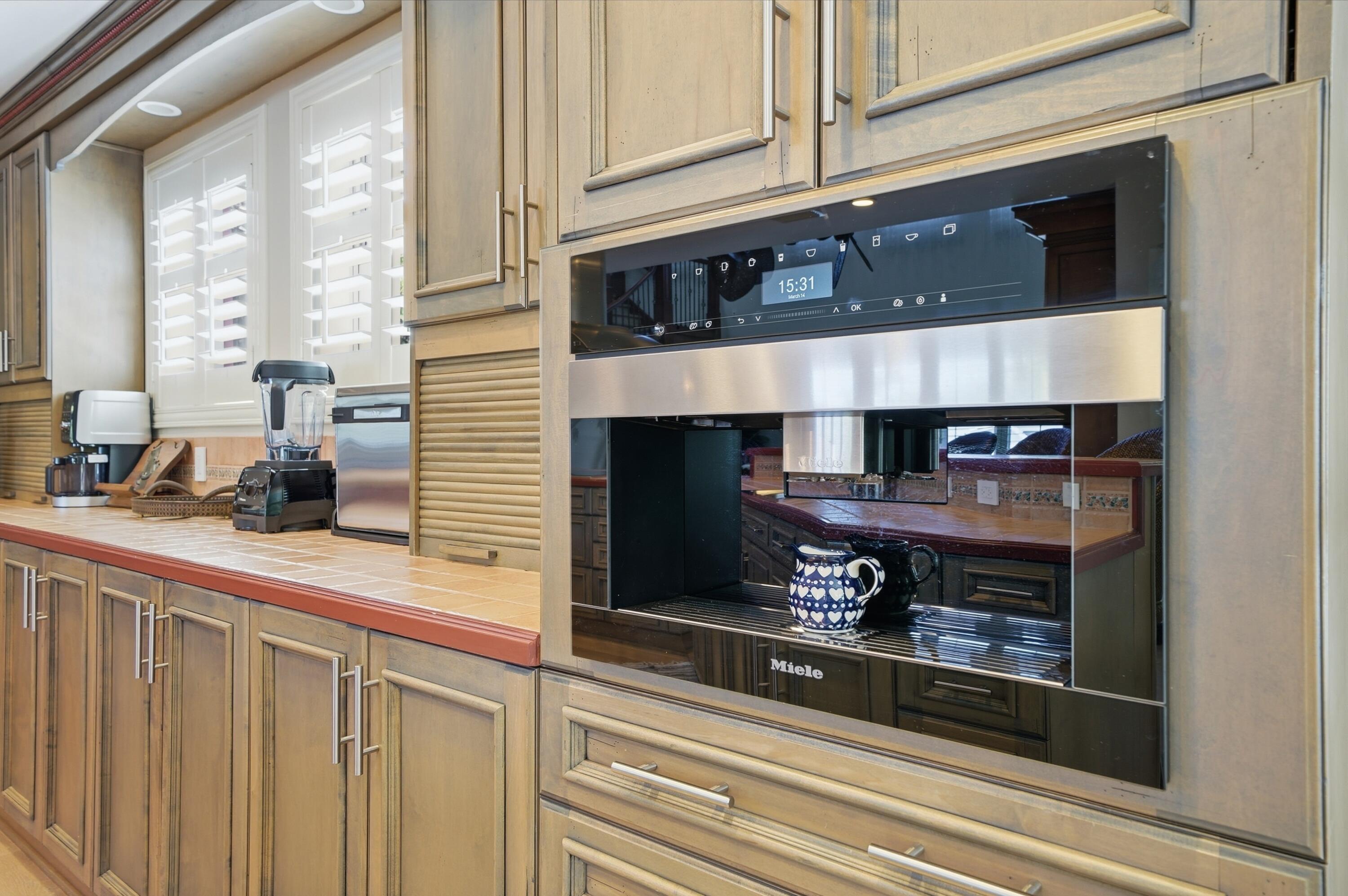 DAVIS ISLES - Residential