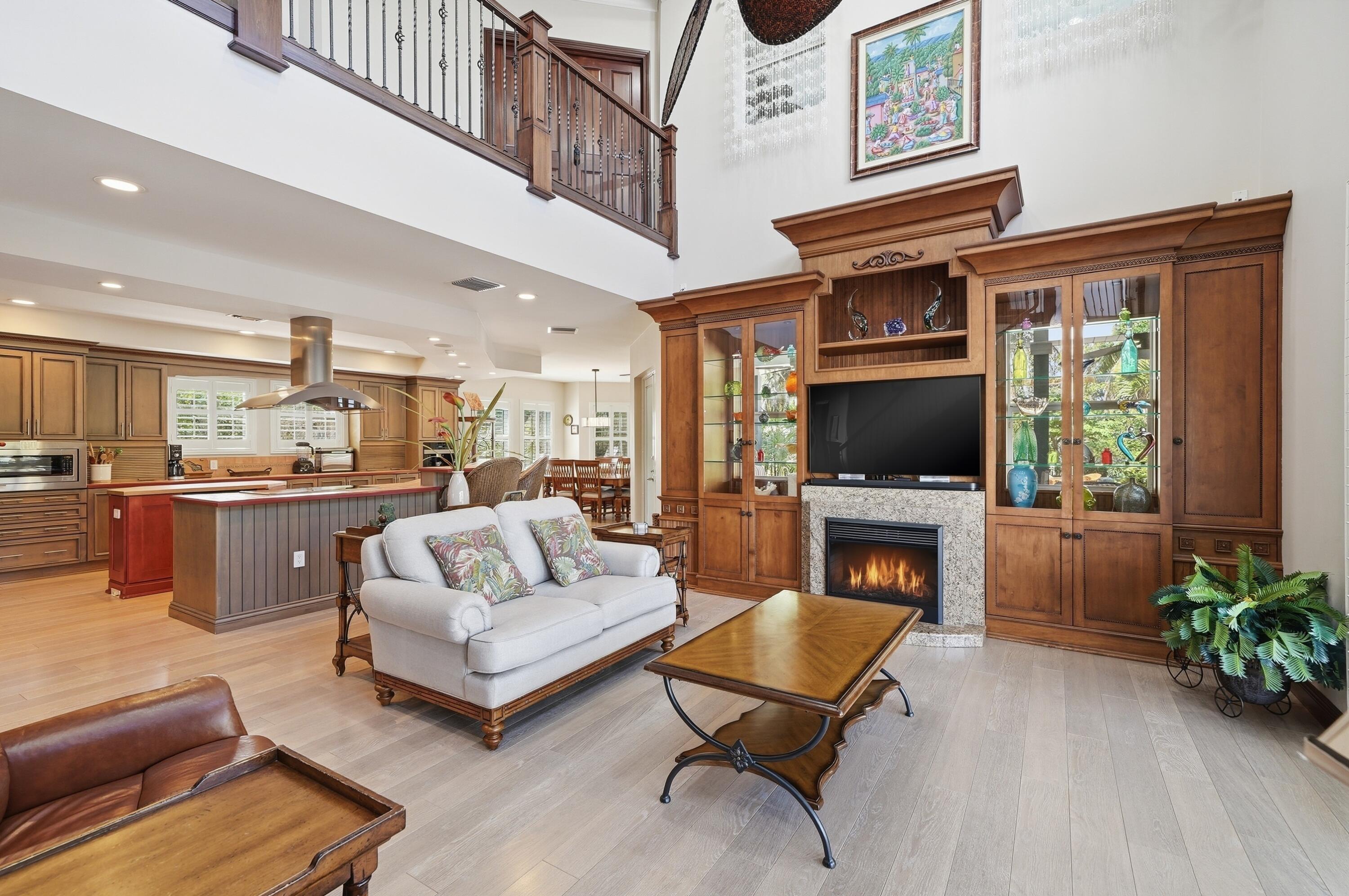 DAVIS ISLES - Residential