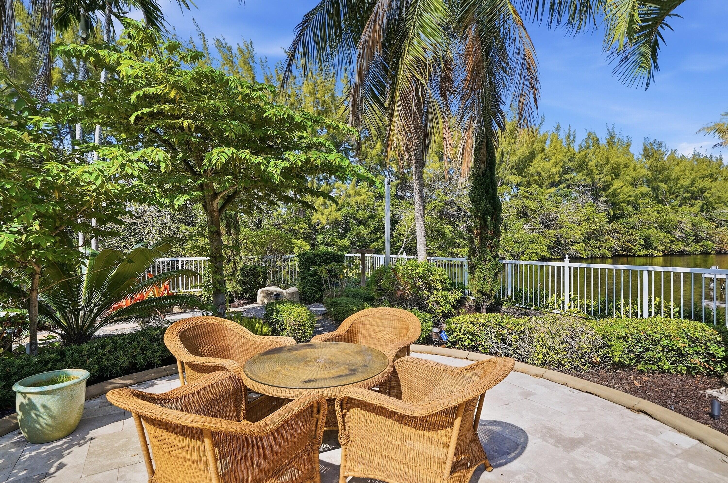 DAVIS ISLES - Residential