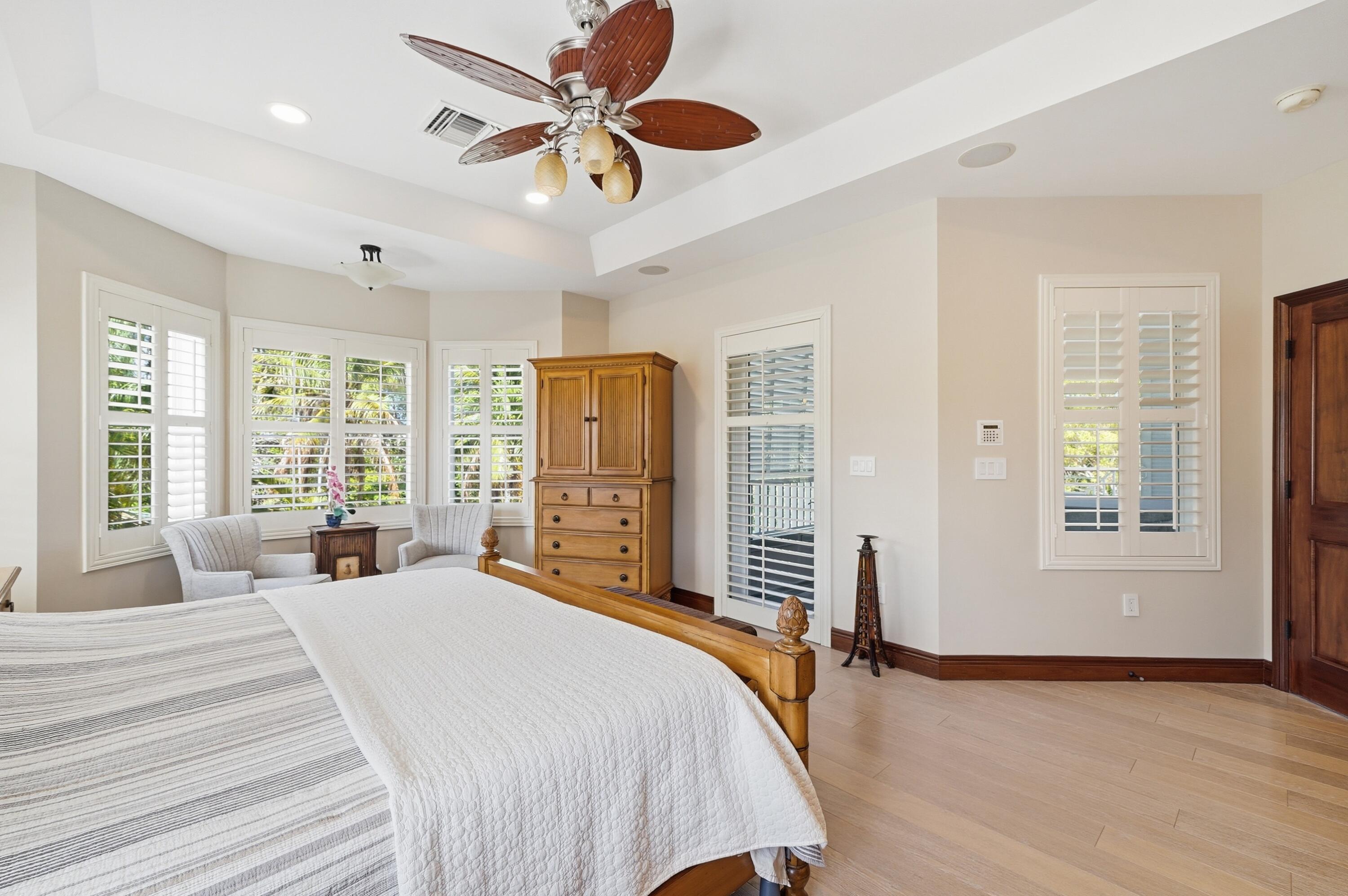 DAVIS ISLES - Residential