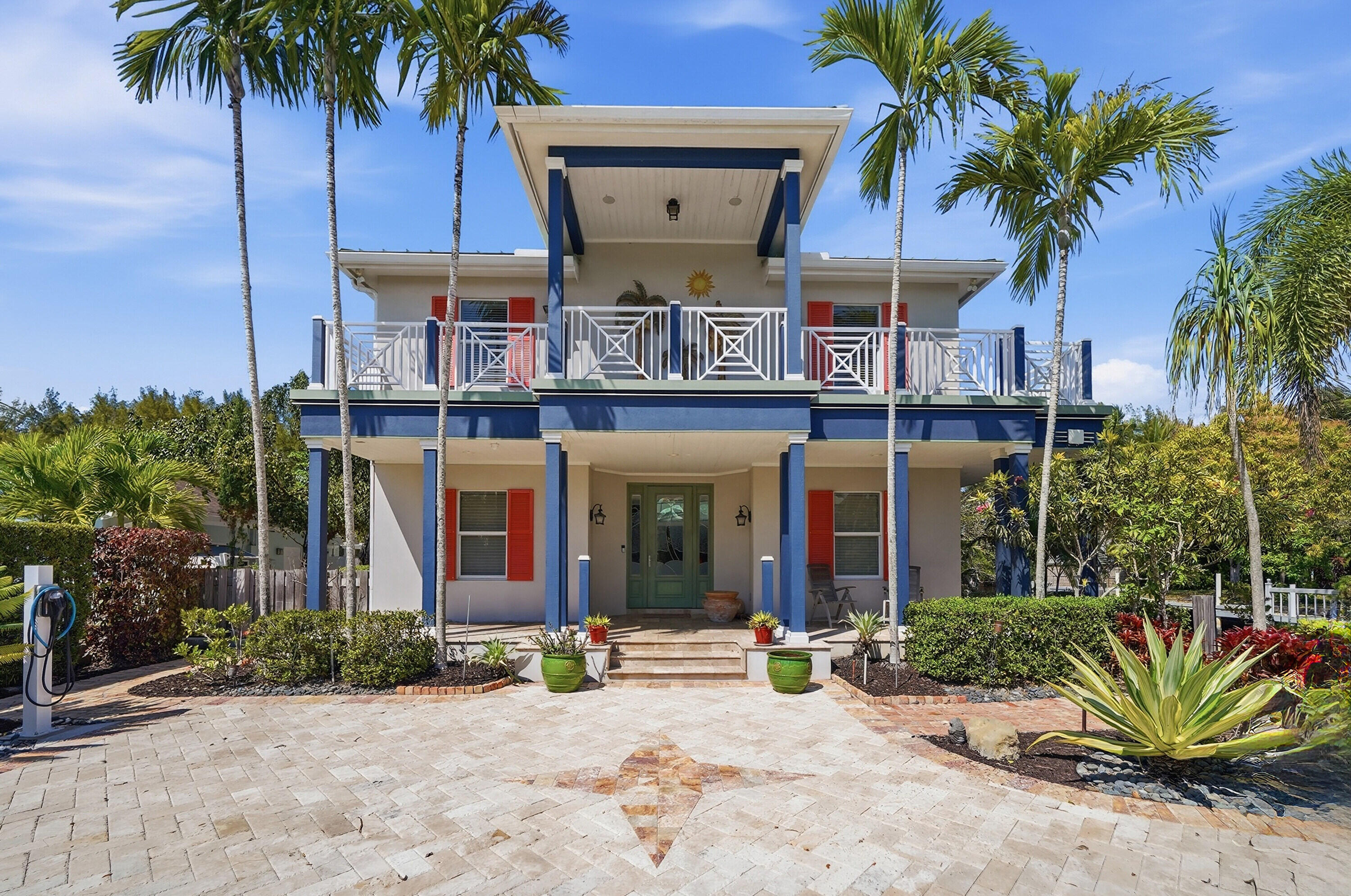 DAVIS ISLES - Residential