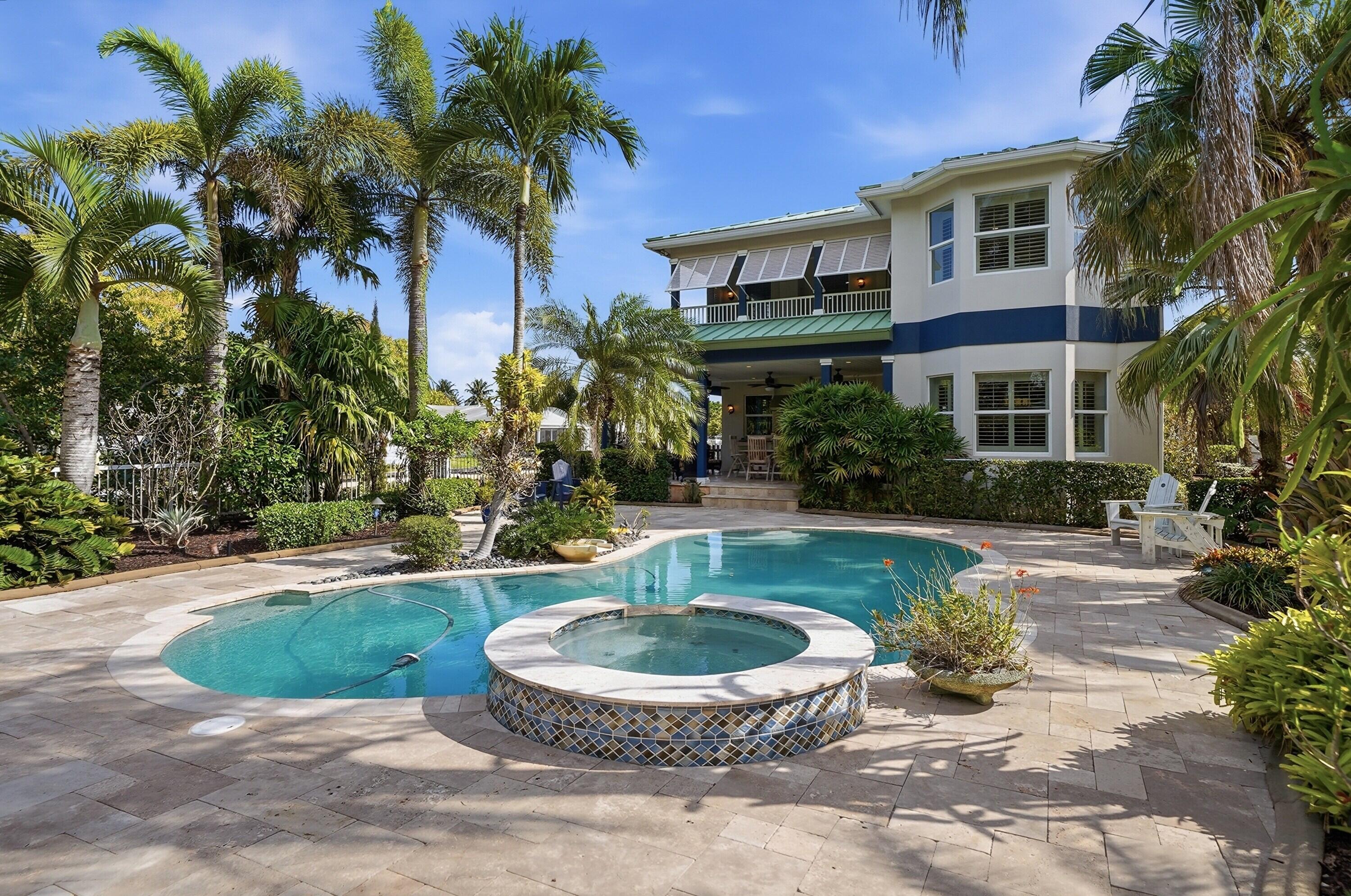 DAVIS ISLES - Residential