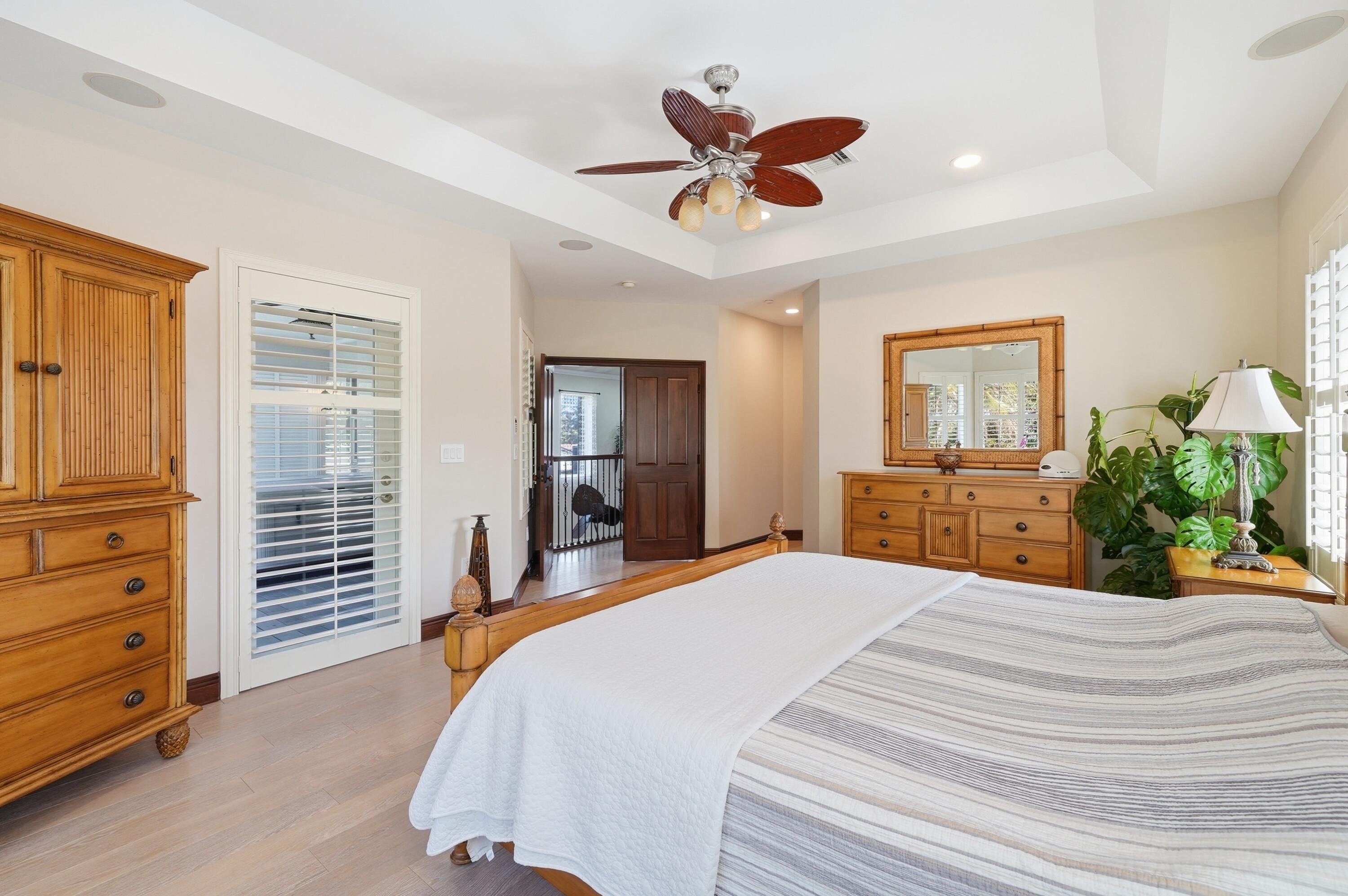 DAVIS ISLES - Residential