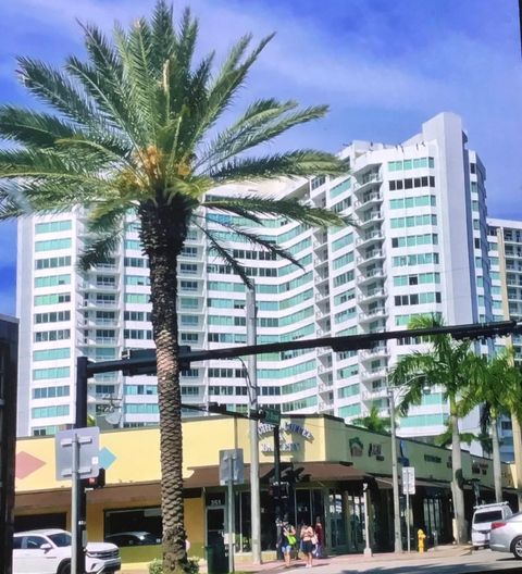 7135 Collins Ave 935 Miami Beach FL 33141