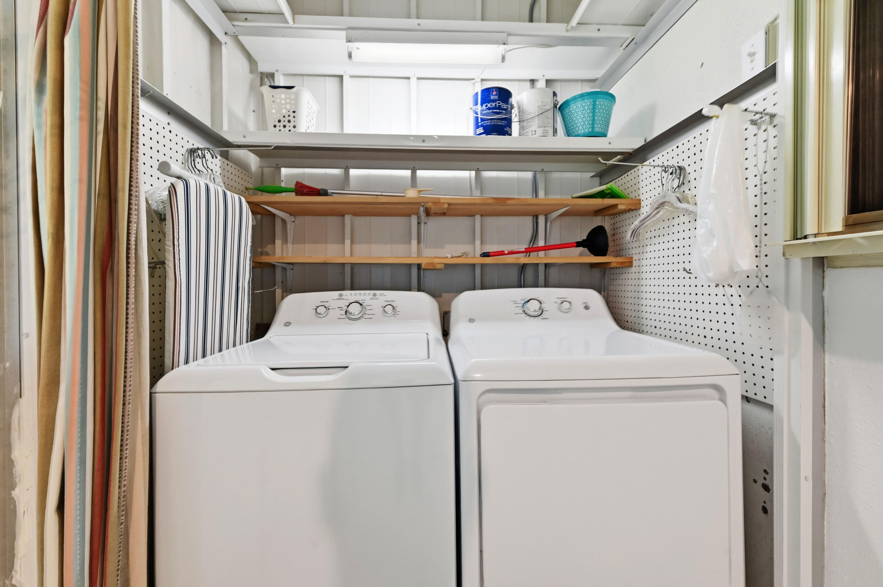 KINGS POINT FLANDERS CONDOS - Residential