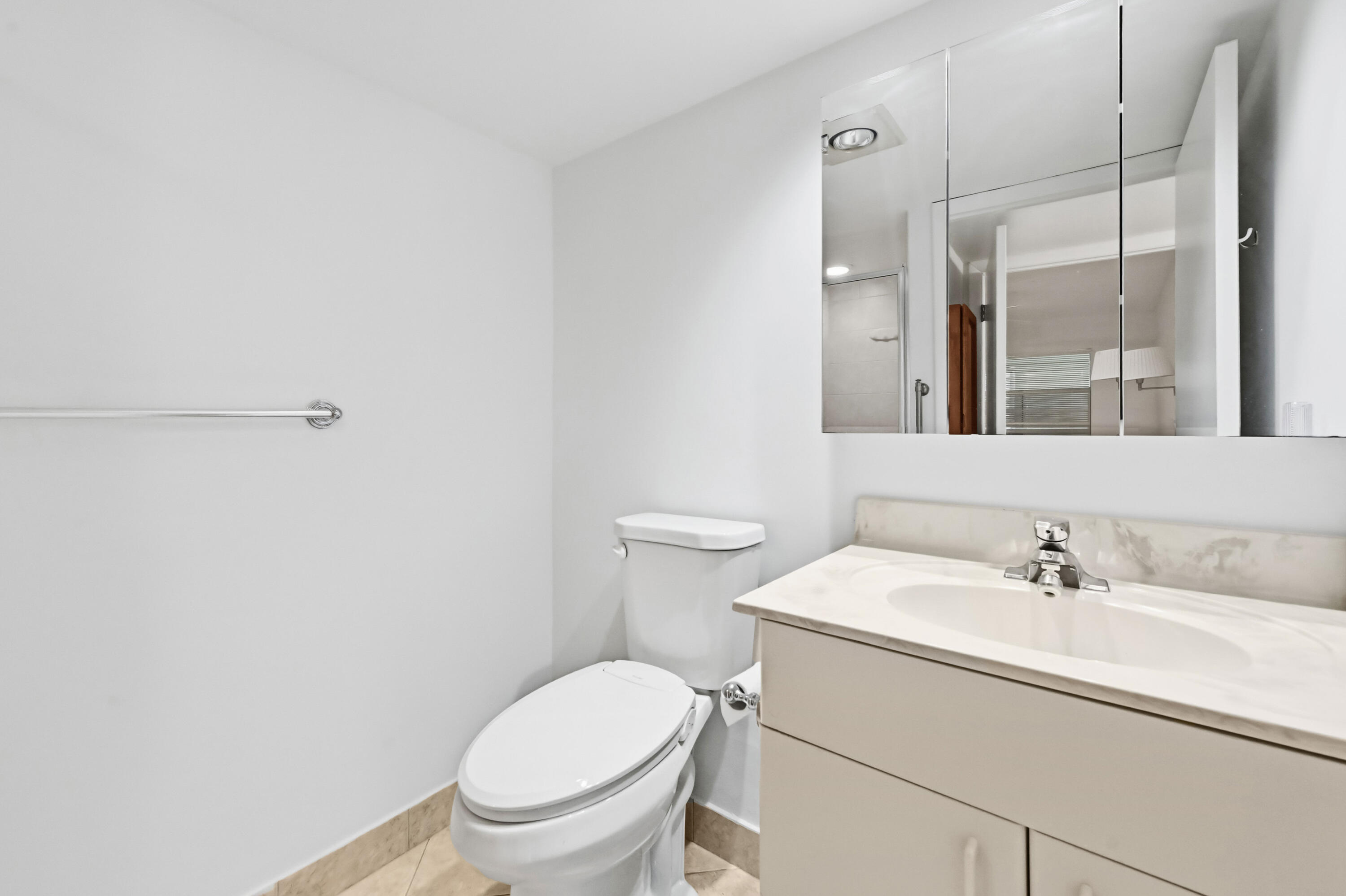 KINGS POINT FLANDERS CONDOS - Residential