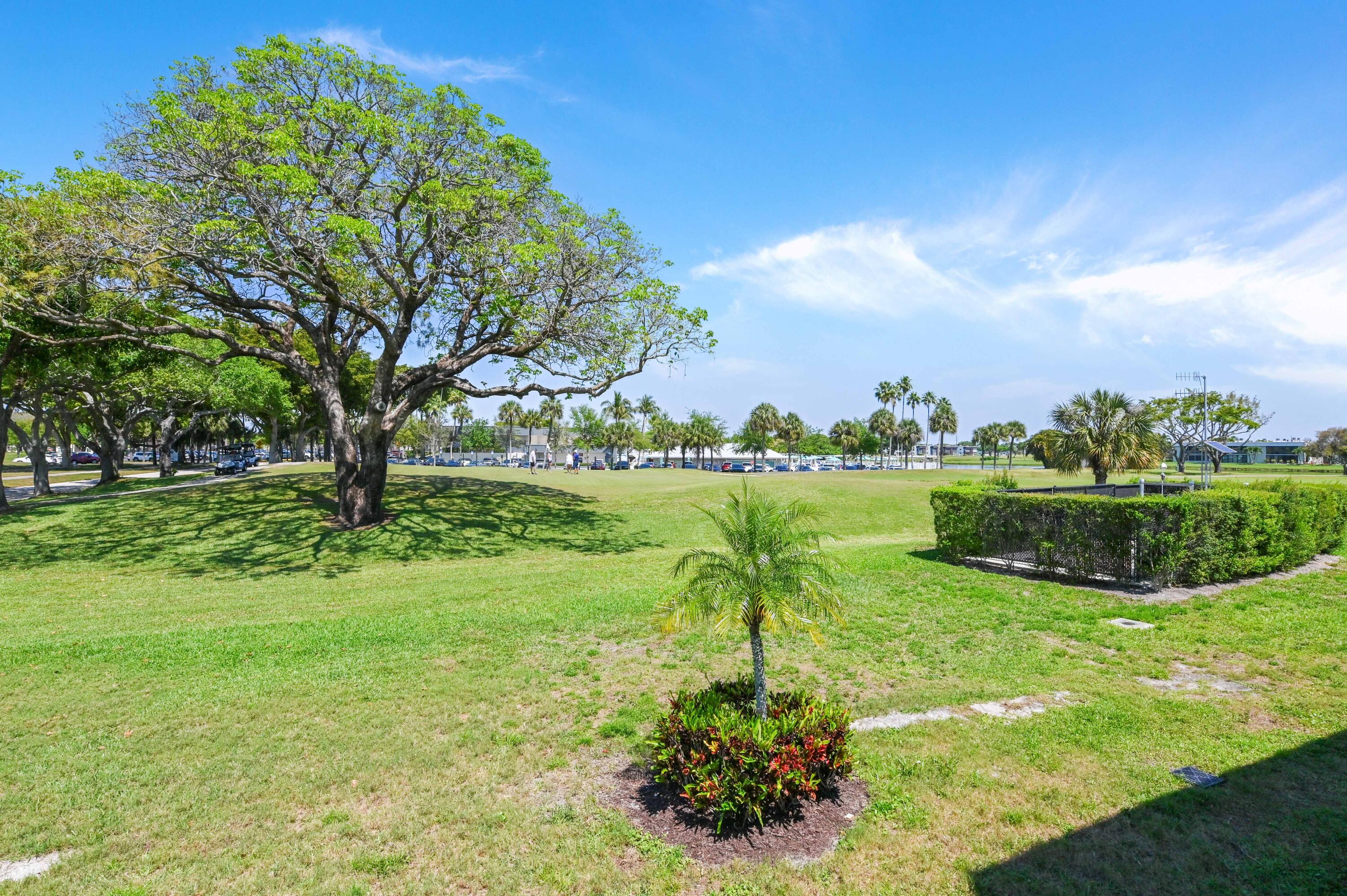 KINGS POINT FLANDERS CONDOS - Residential