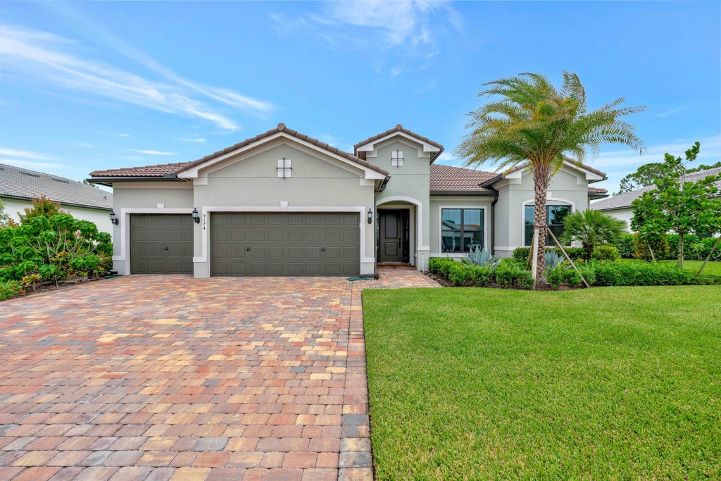 Photo of 9174 Balsamo Drive, Palm Beach Gardens, FL 33412 (MLS # R11011248)