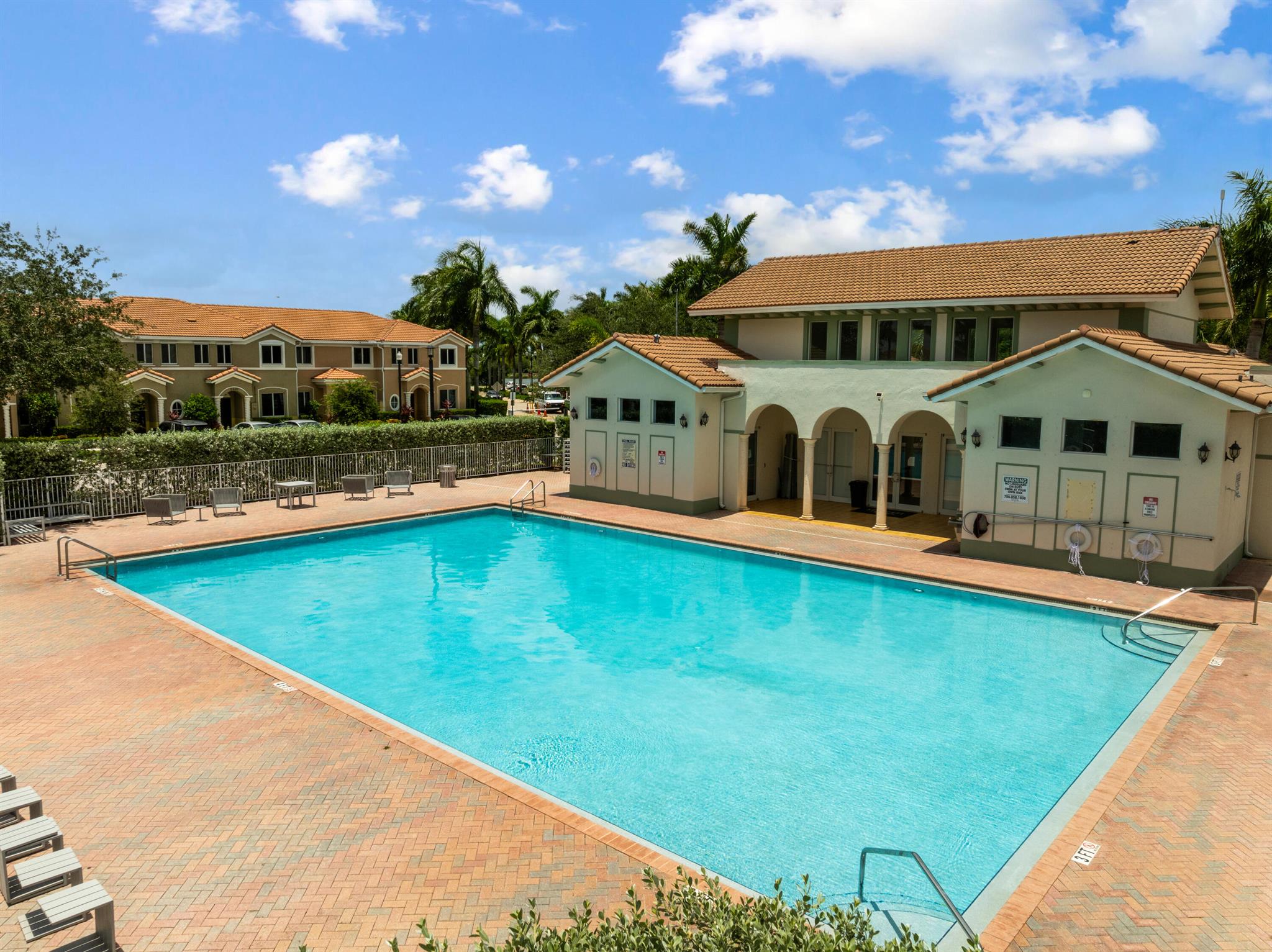 KEYS GARDEN - Residential