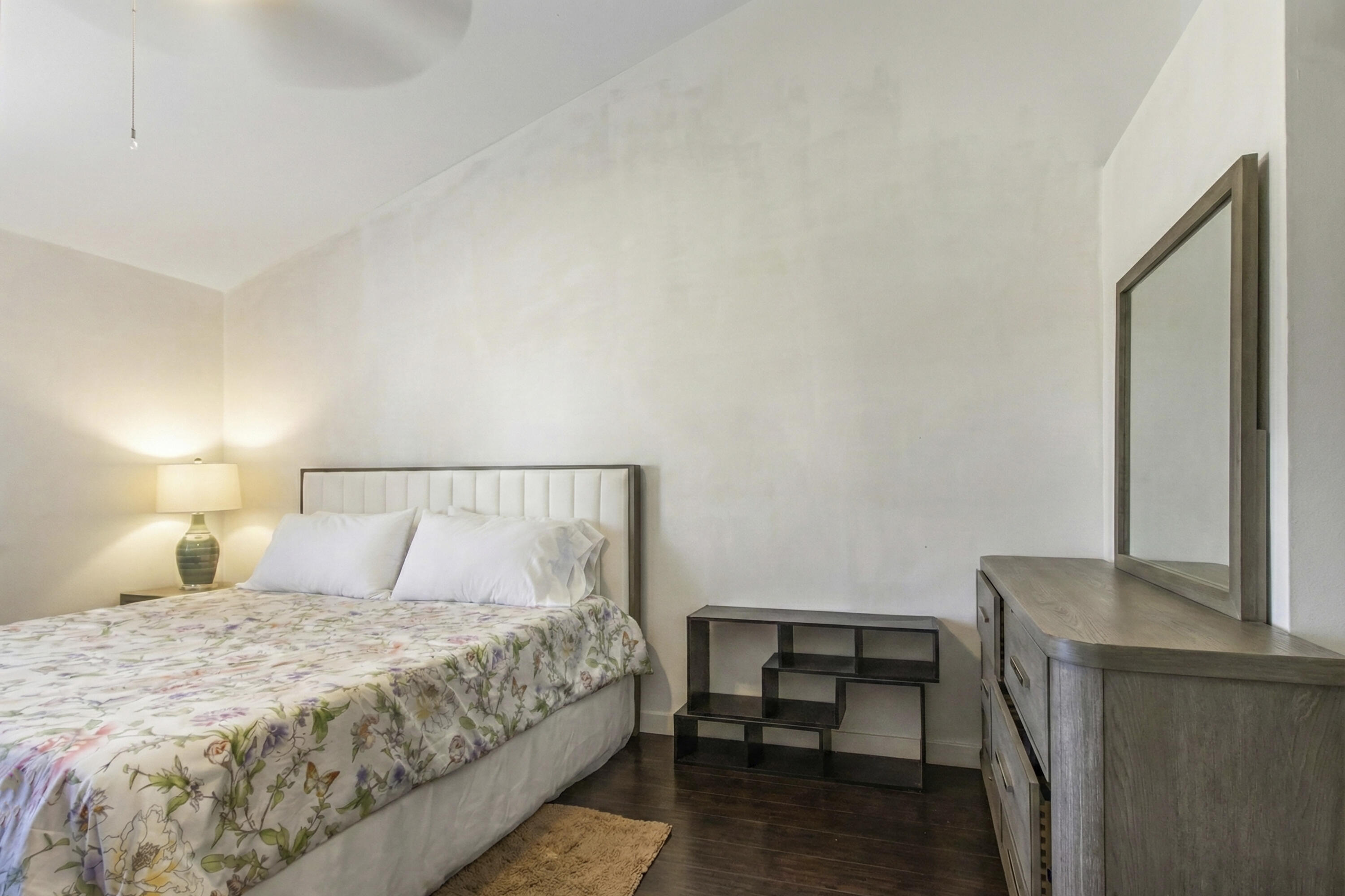 JOGGERS RUN - Residential