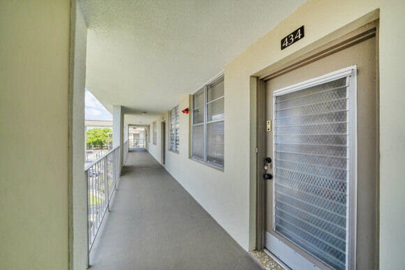 2998 NW 48th Terrace 434