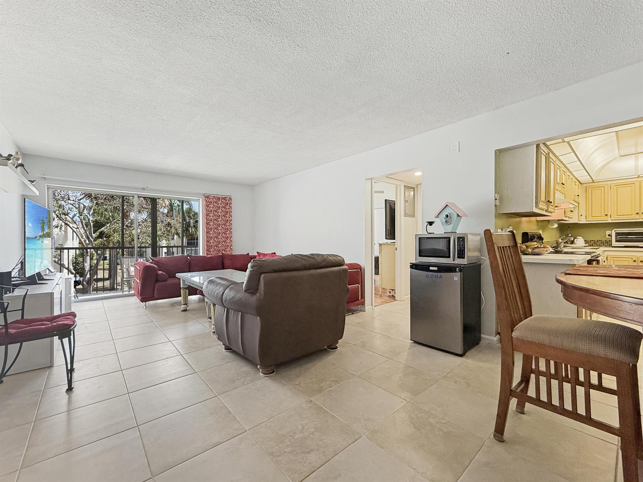 DEERFIELD PINES CONDO - Residential